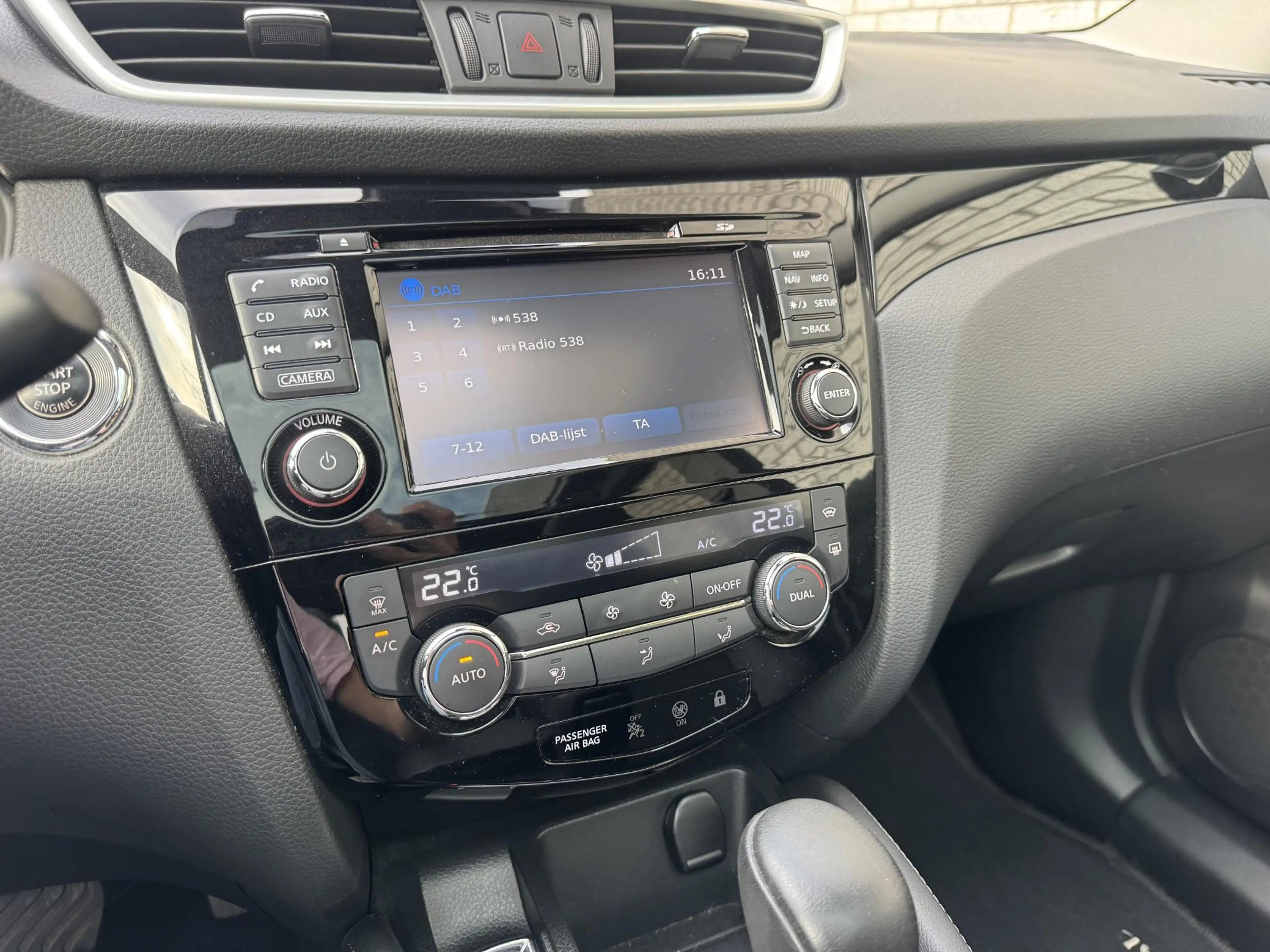 Nissan Qashqai 1.2 Tekna | Trekhaak | Panoramadak | Leder | 360° — photo 14