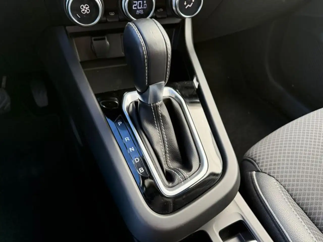 Renault Arkana Intens E-tech Full Hybrid 14