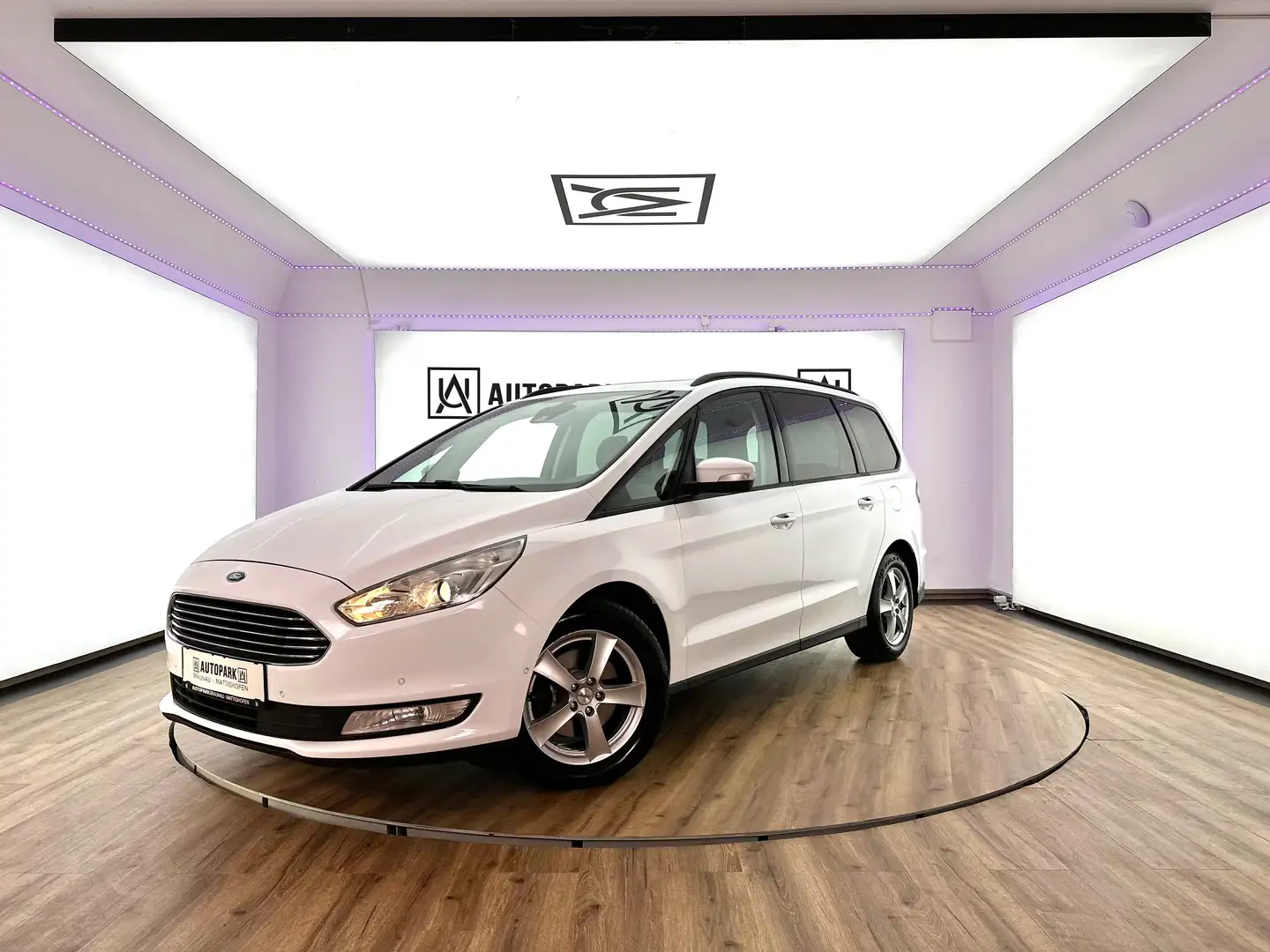 Ford Galaxy 2,0 TDCi Trend *NAVI*PANO*KEYLESS* Blanc - 1