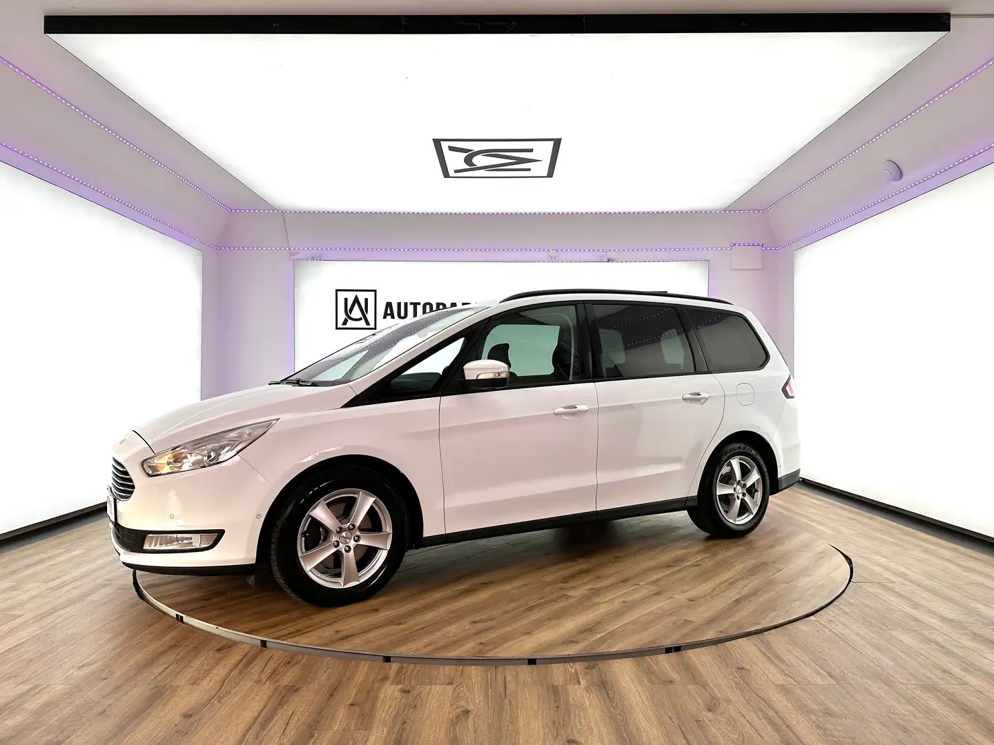 Ford Galaxy 2,0 TDCi Trend *NAVI*PANO*KEYLESS* Blanc - 2