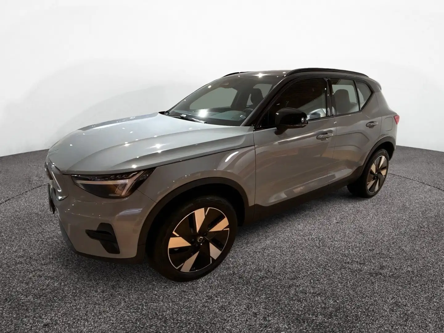 Volvo XC40 Recharge Pure Electric Single Motor RWD Core Grau - 1