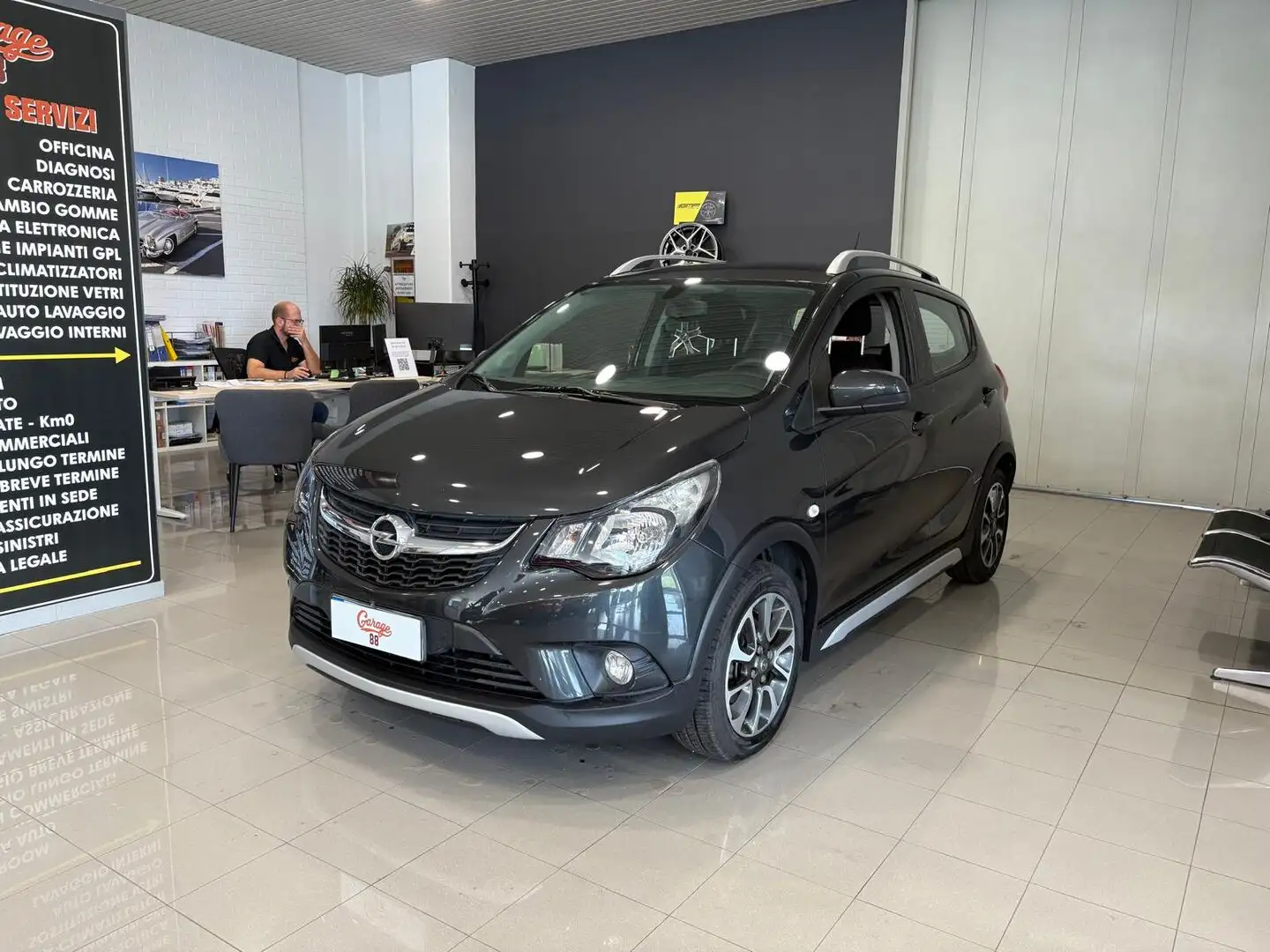 Opel Karl 1.0 Rocks Gpl 73cv Negru - 1