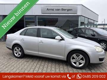 1.6 FSI Comfortline, climatronic, cruisecontrol, i