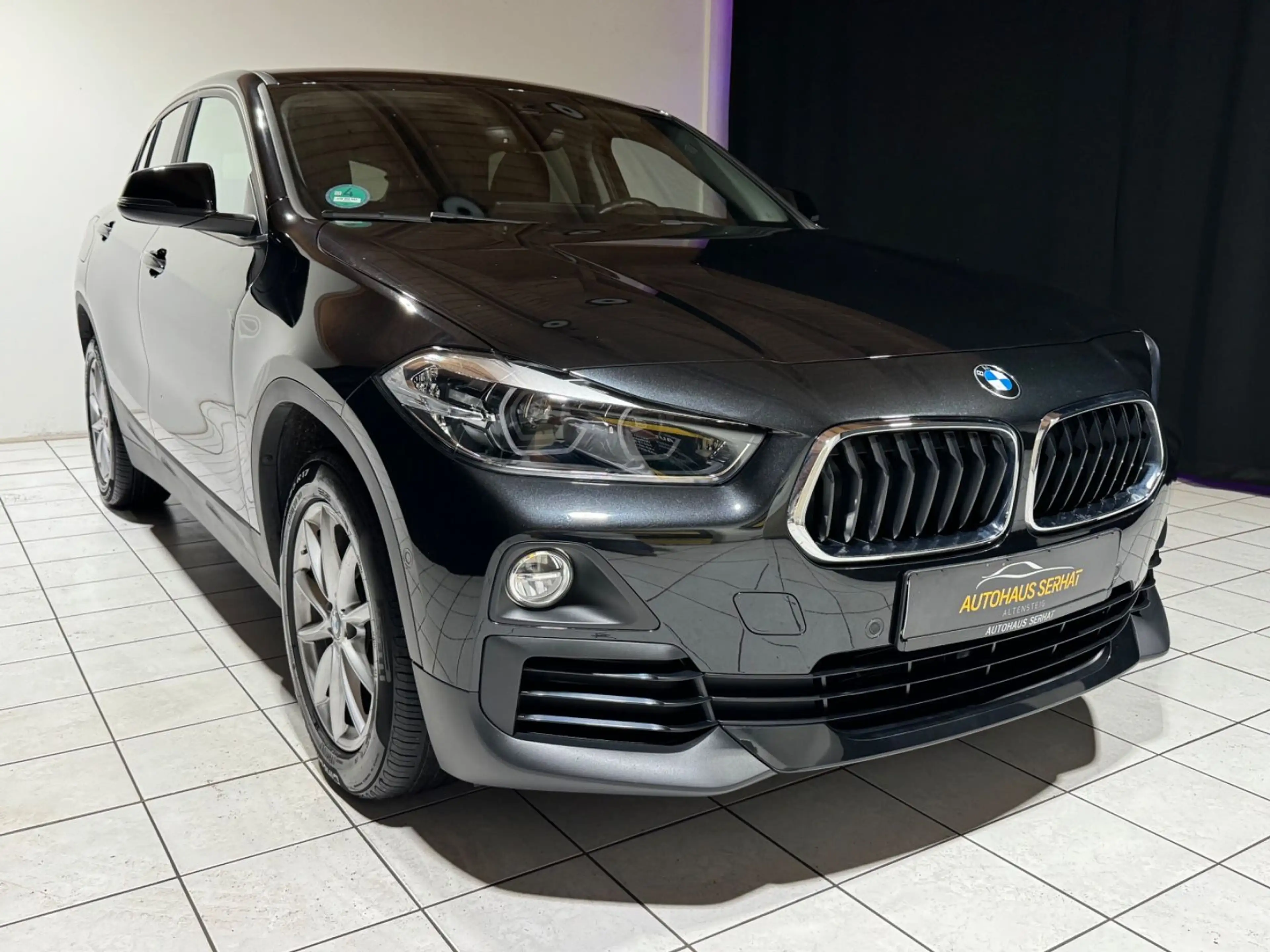 BMW X2 Advantage *HEAD-UP*NAVI*LED*PDC*TEMP*SHZ*MFL* — photo 4