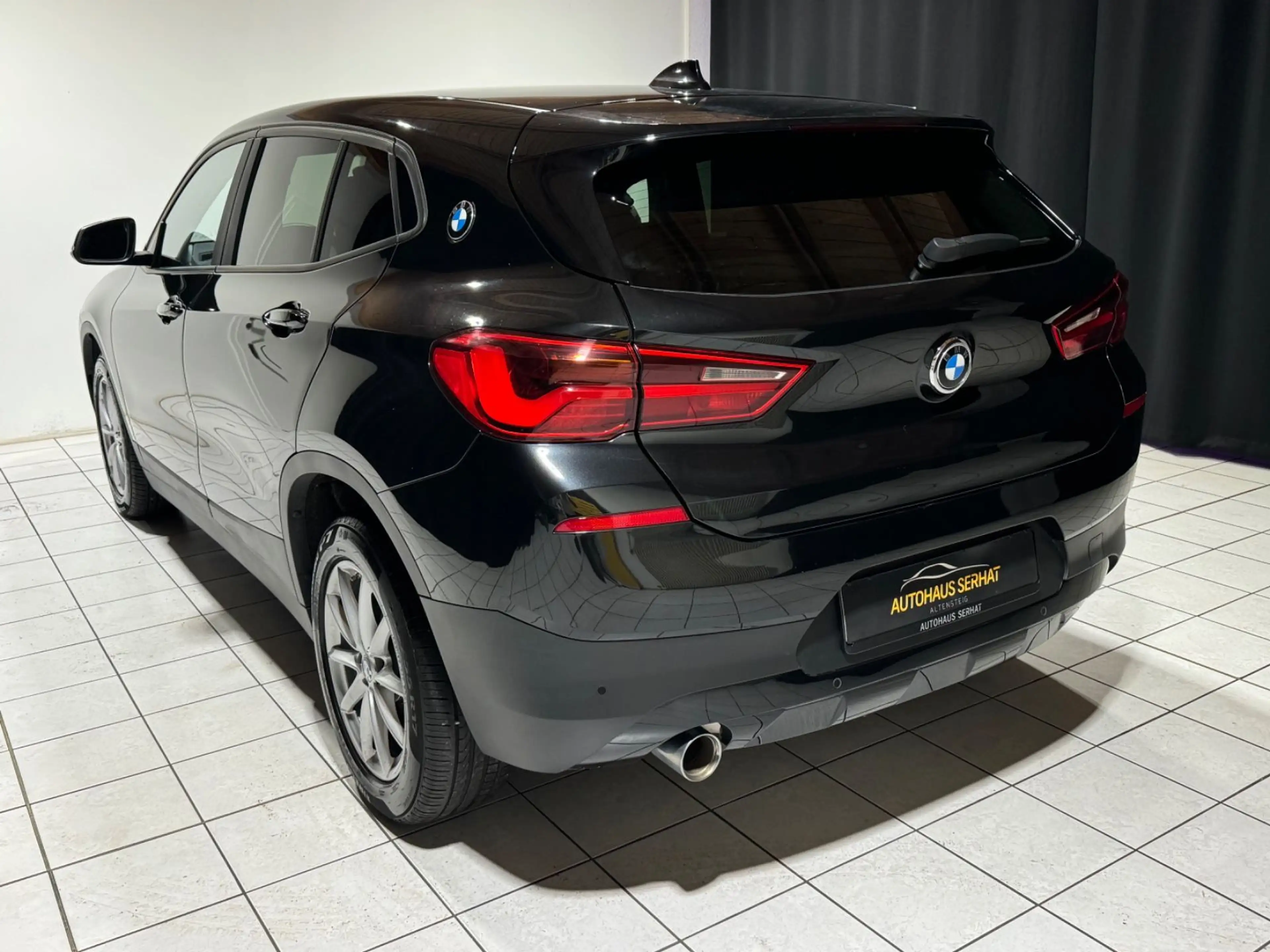 BMW X2 Advantage *HEAD-UP*NAVI*LED*PDC*TEMP*SHZ*MFL* — photo 5