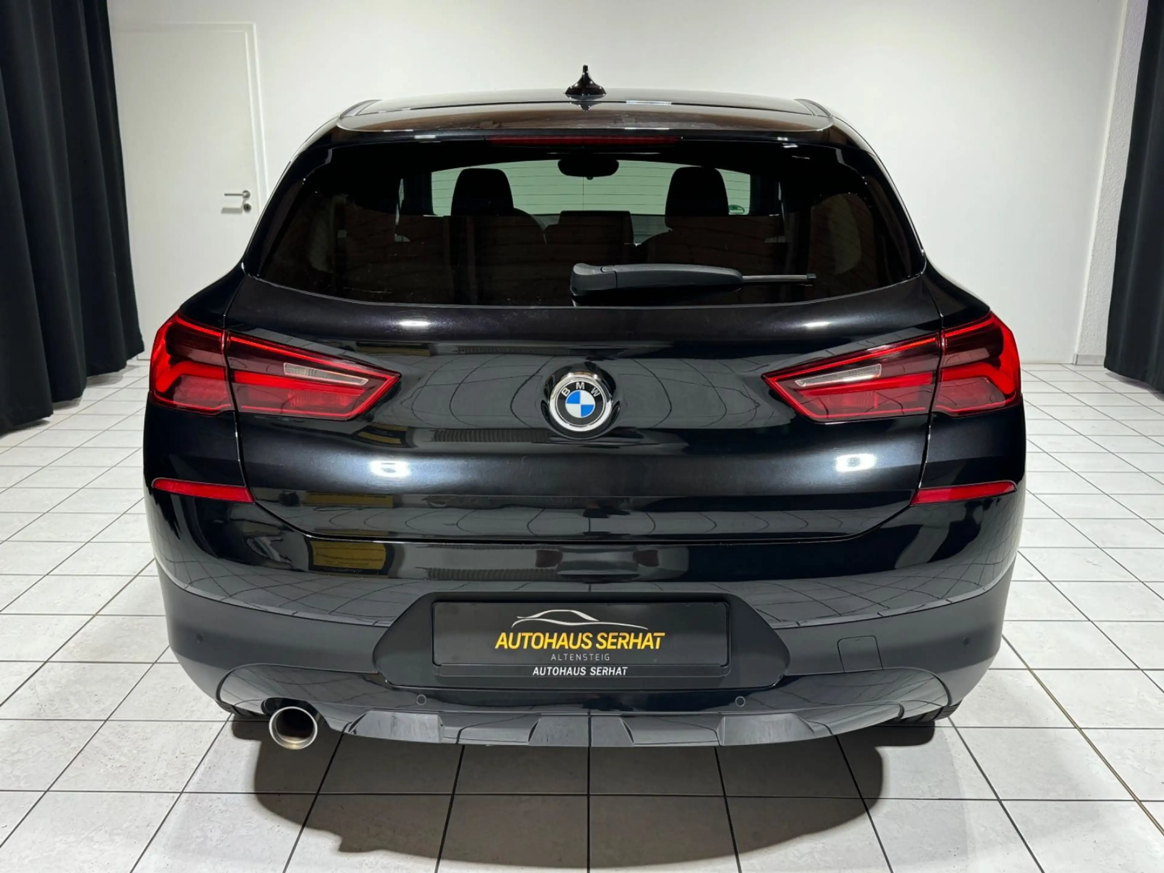 BMW X2 Advantage *HEAD-UP*NAVI*LED*PDC*TEMP*SHZ*MFL* — photo 6