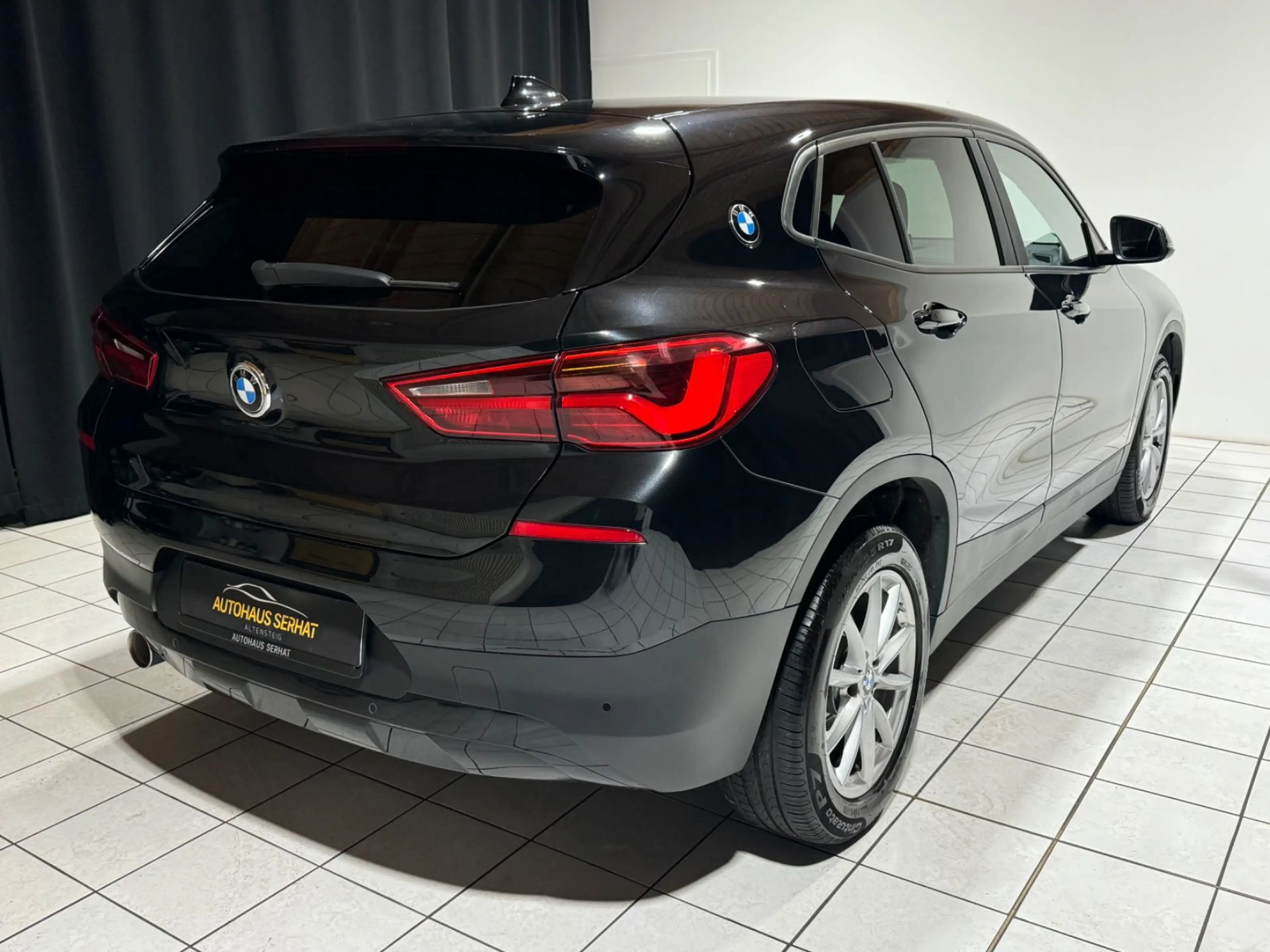 BMW X2 Advantage *HEAD-UP*NAVI*LED*PDC*TEMP*SHZ*MFL* — photo 7
