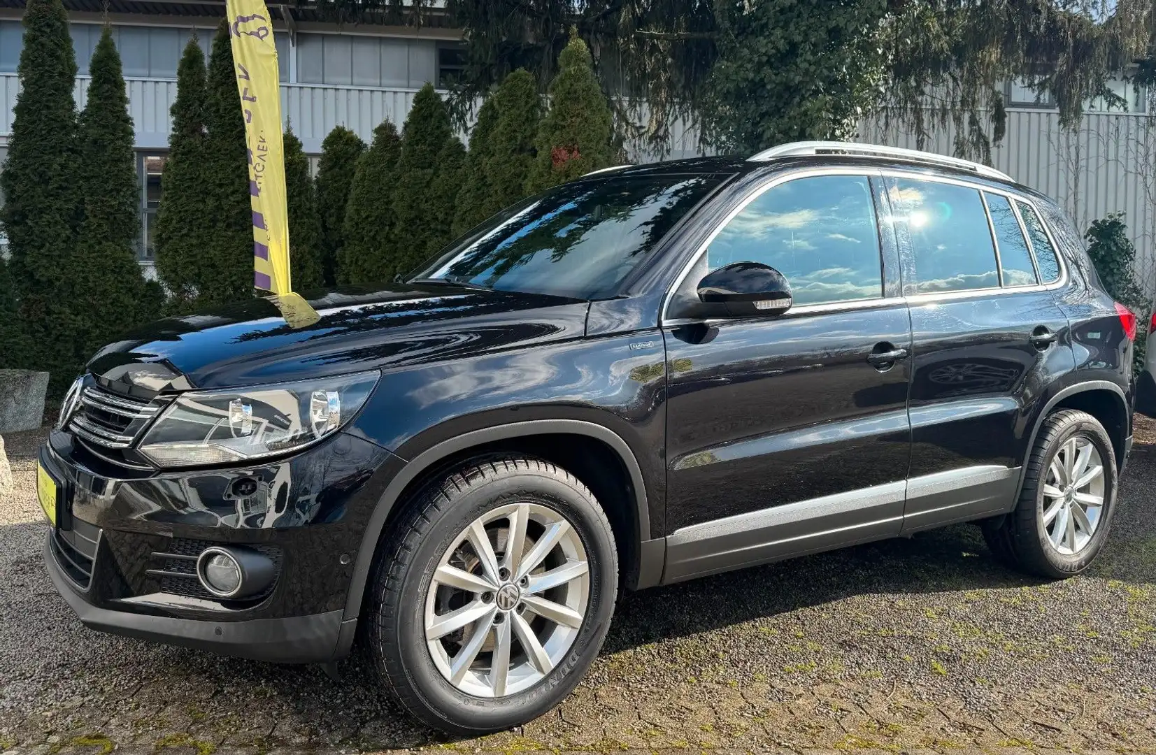Volkswagen Tiguan Lounge*Sport&Style*Autom.*Navi*SH*Kamera* Noir - 1