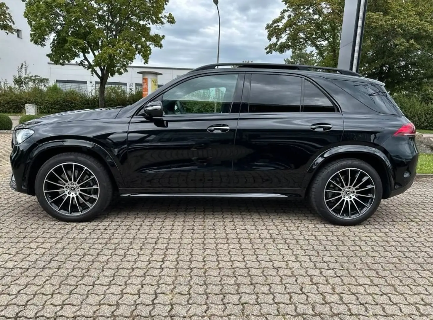 Mercedes-Benz GLE 400 d 4MATIC Noir - 2