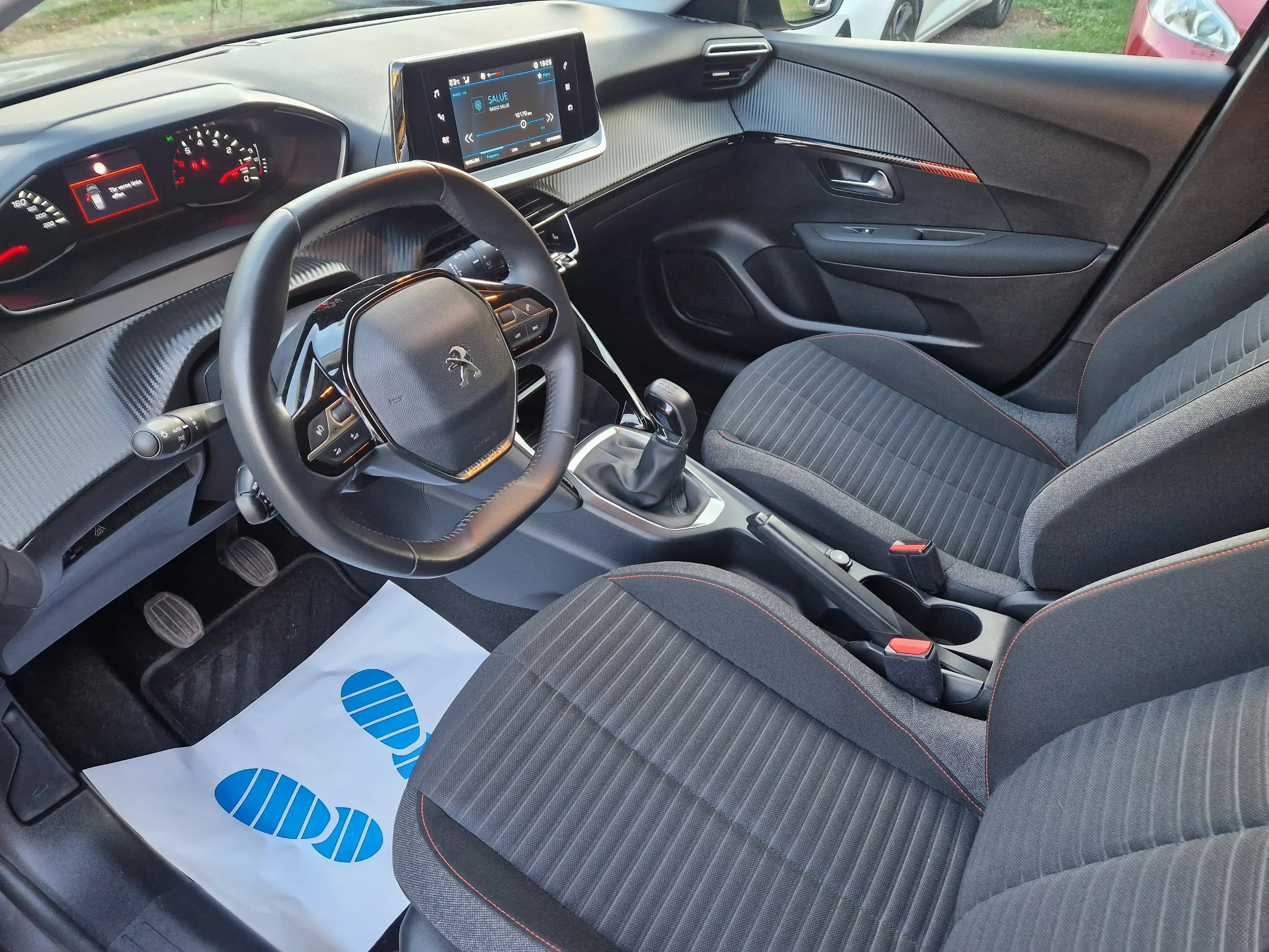 Peugeot 208 LED 33Tkm Kamer Sitzhzg Scheckh Alu Tempomat — photo 9