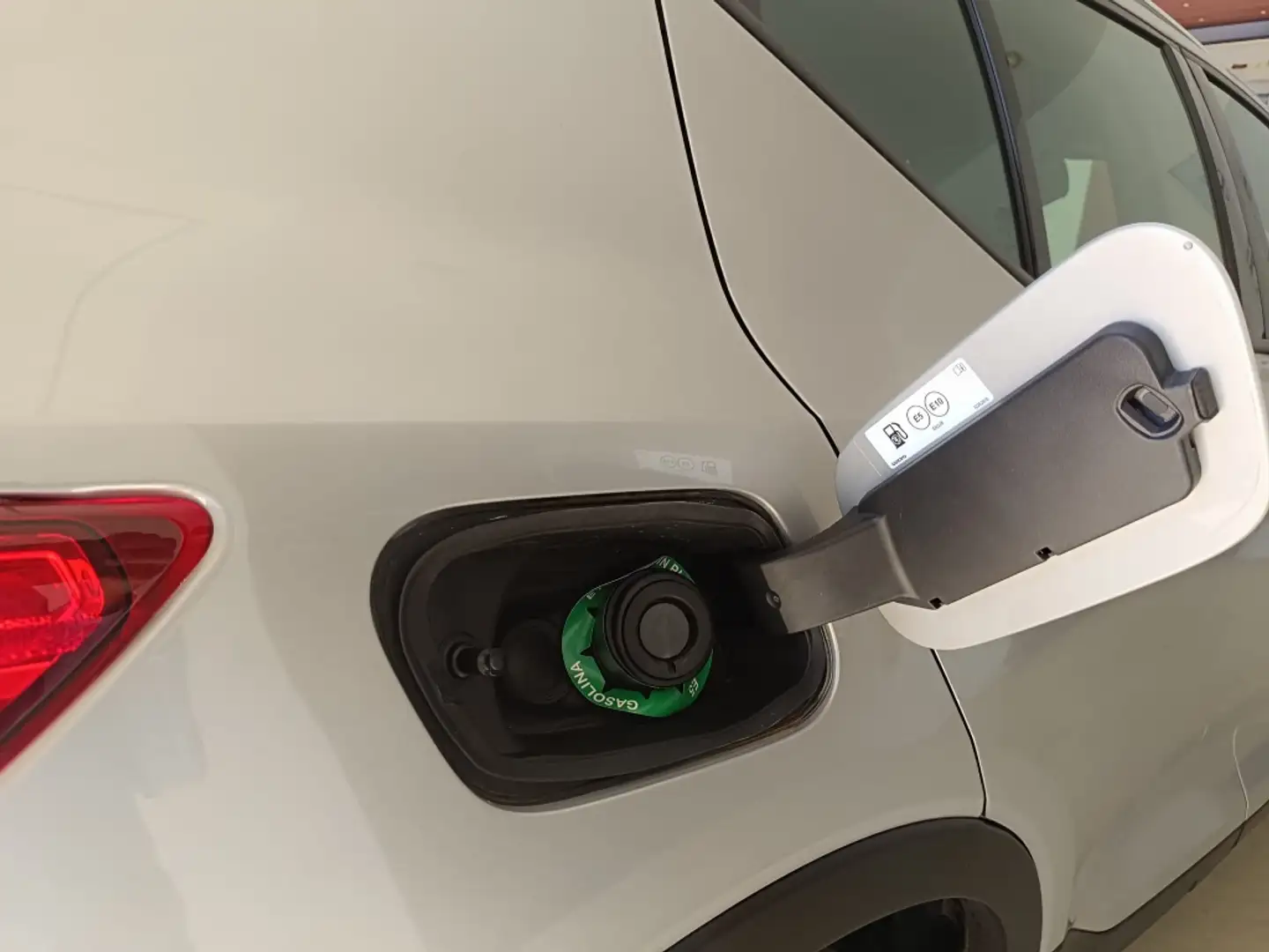 Volvo XC40 2.0 B3 CORE AUTO 163 5P - 2