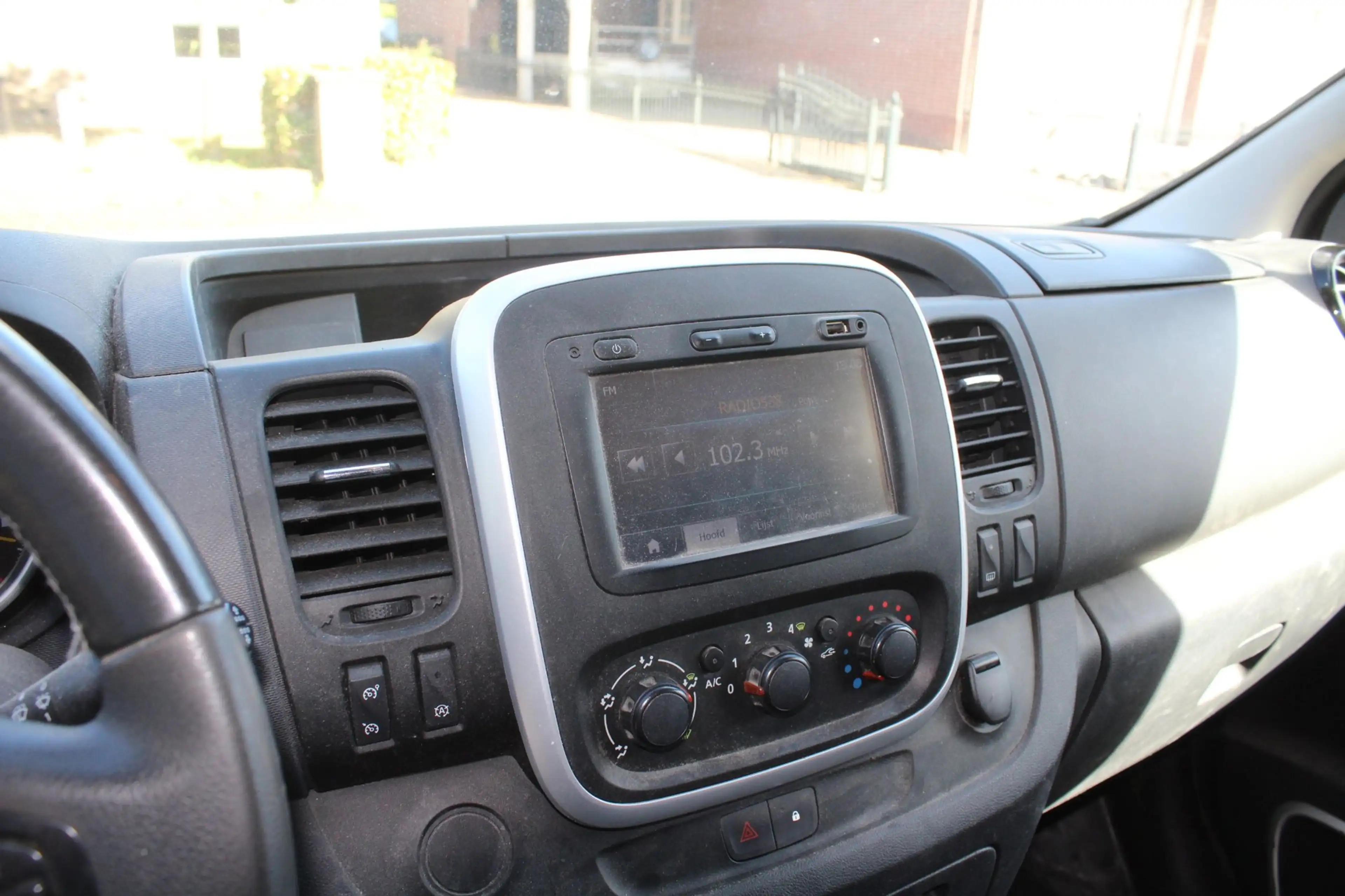 Opel Vivaro 1.6 CDTI L2H1 Sport EcoFlex — photo 12
