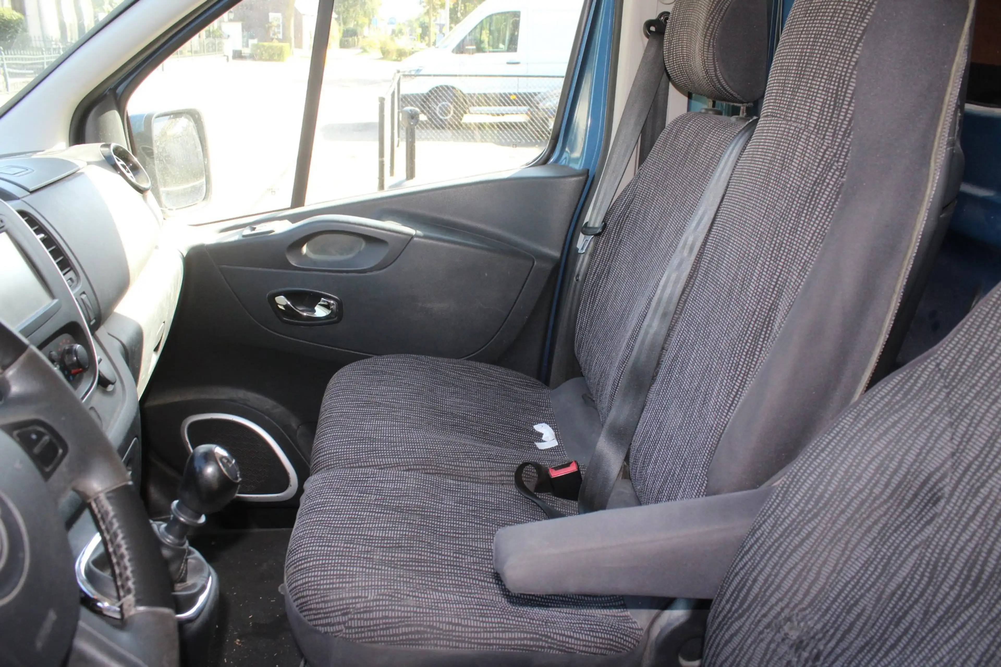 Opel Vivaro 1.6 CDTI L2H1 Sport EcoFlex — photo 15