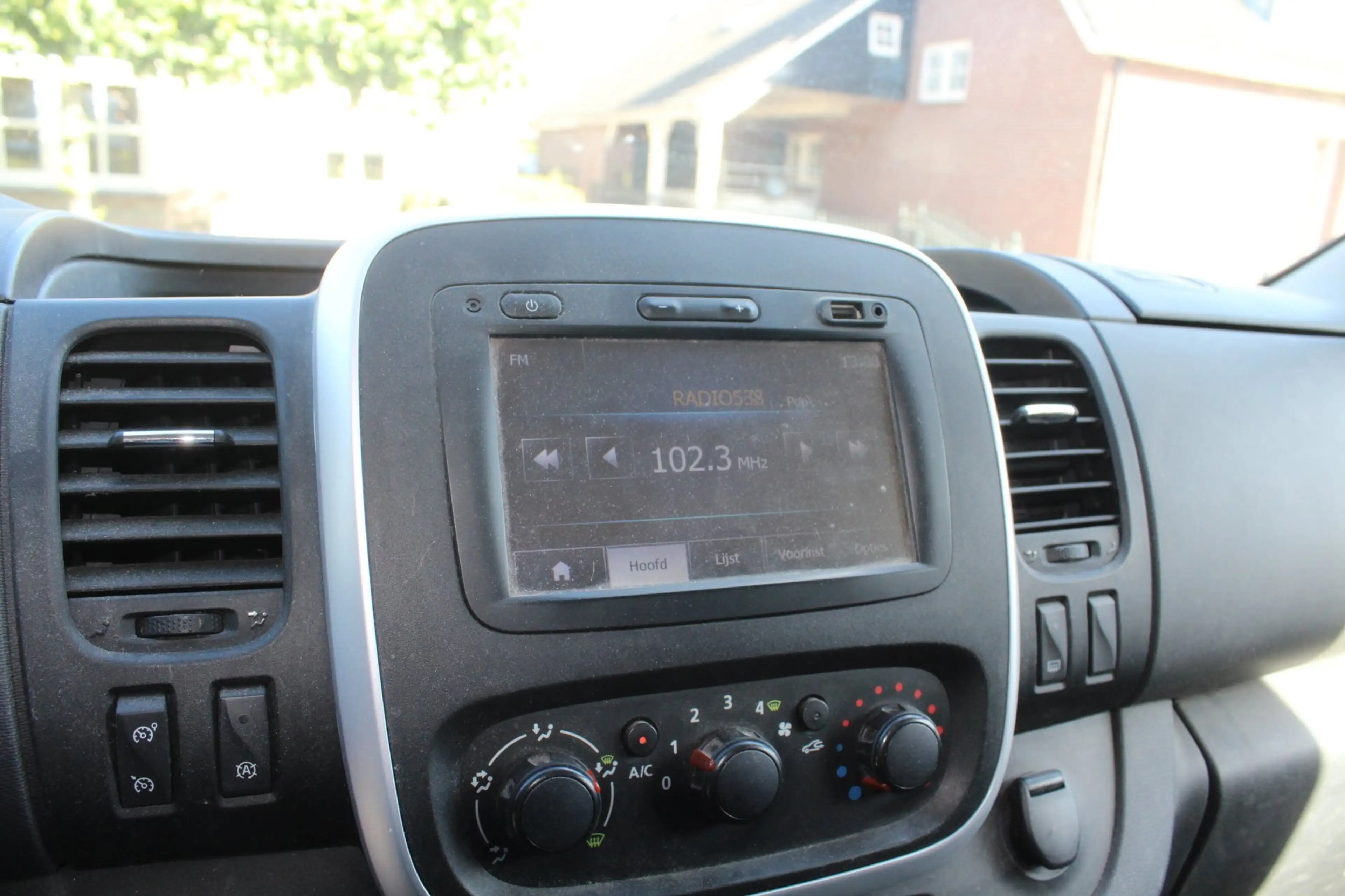 Opel Vivaro 1.6 CDTI L2H1 Sport EcoFlex — photo 14