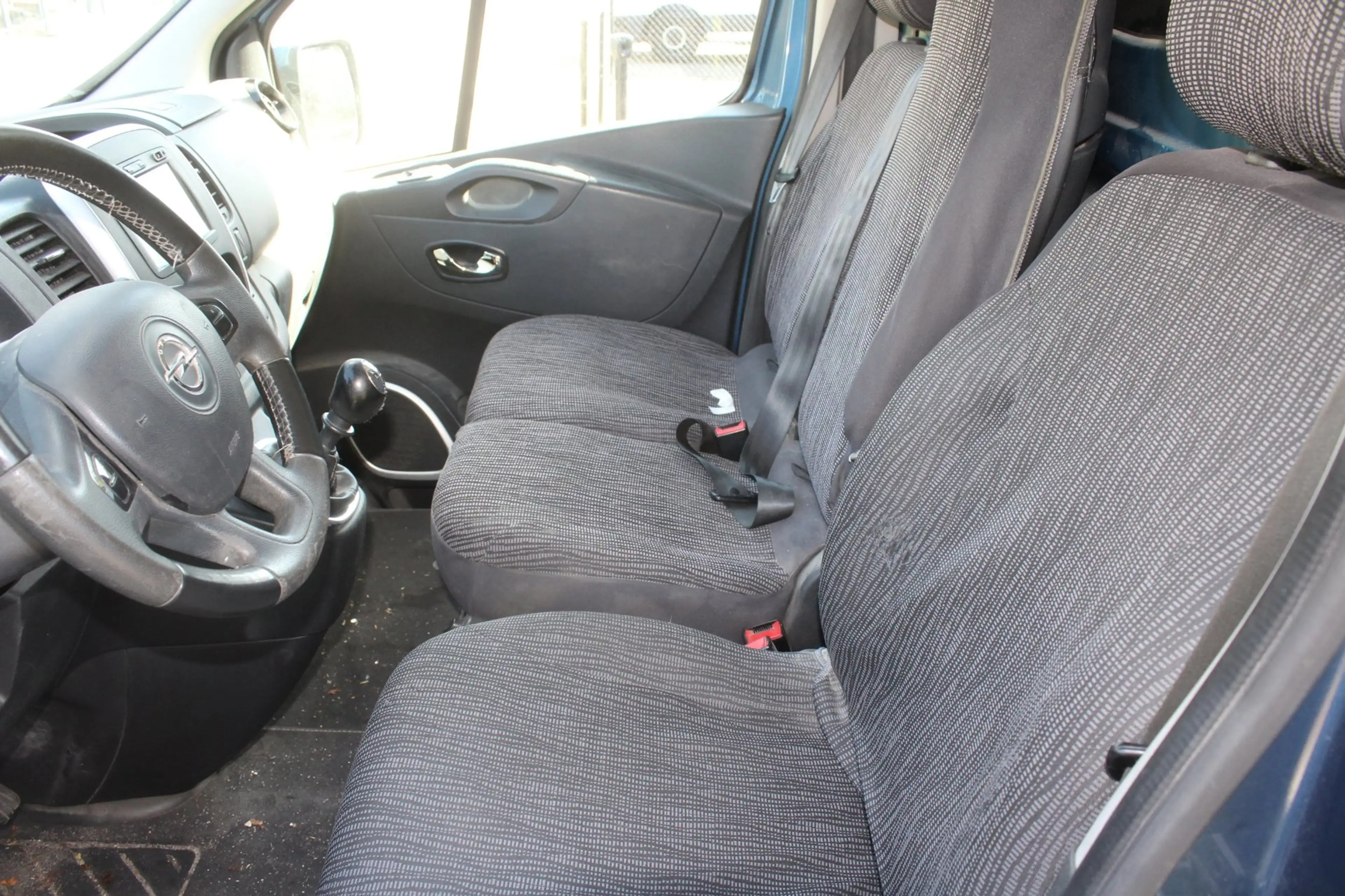 Opel Vivaro 1.6 CDTI L2H1 Sport EcoFlex — photo 9