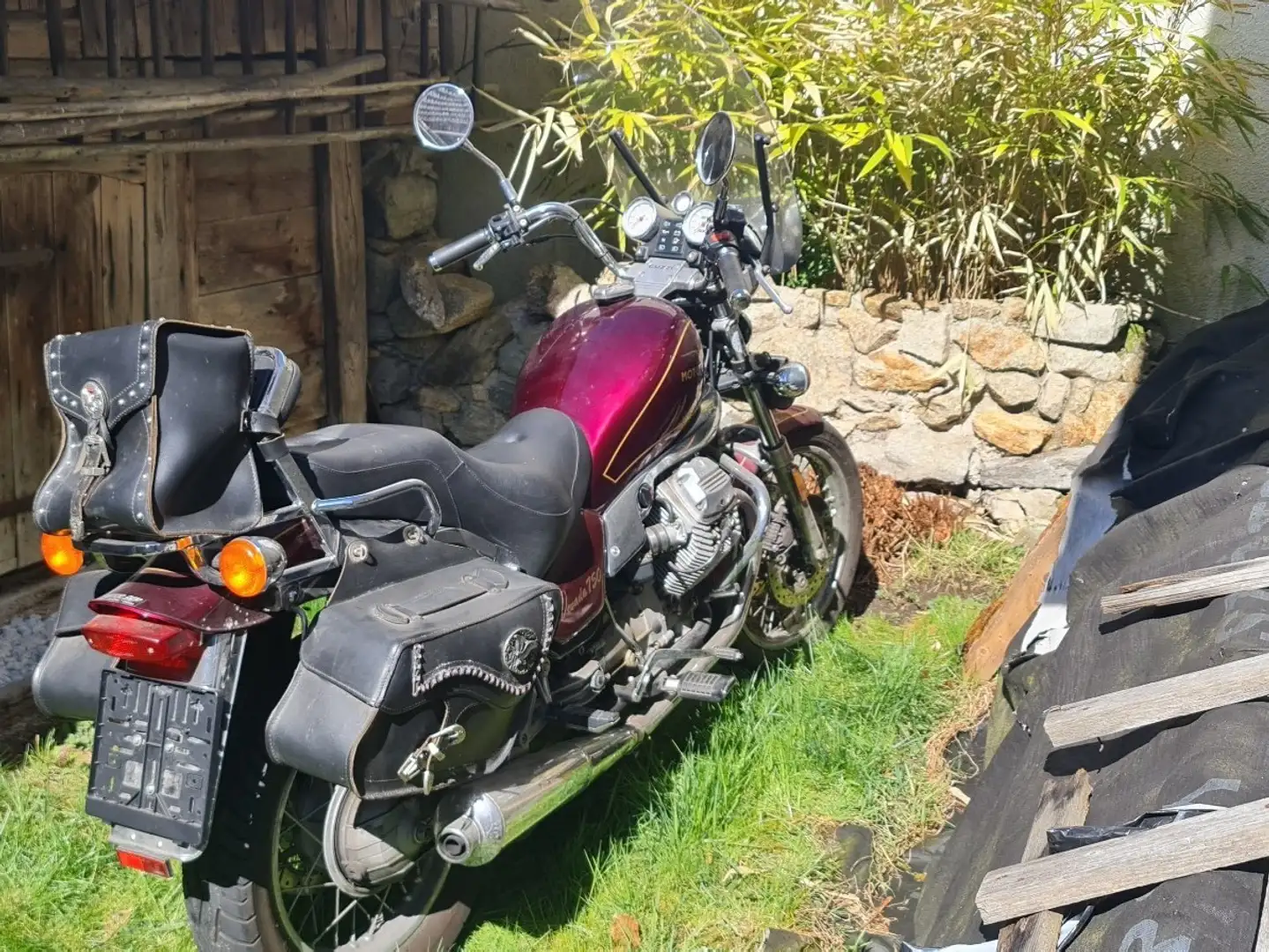 Moto Guzzi Nevada Roşu - 1