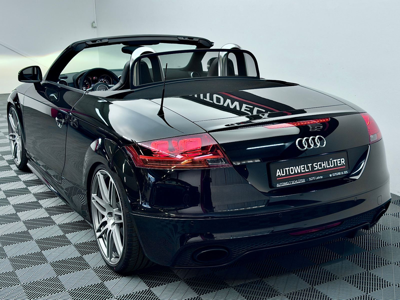 Audi TT RS Roadster quattro Xenon*Schale*PDC*Bose*SHZ — photo 8