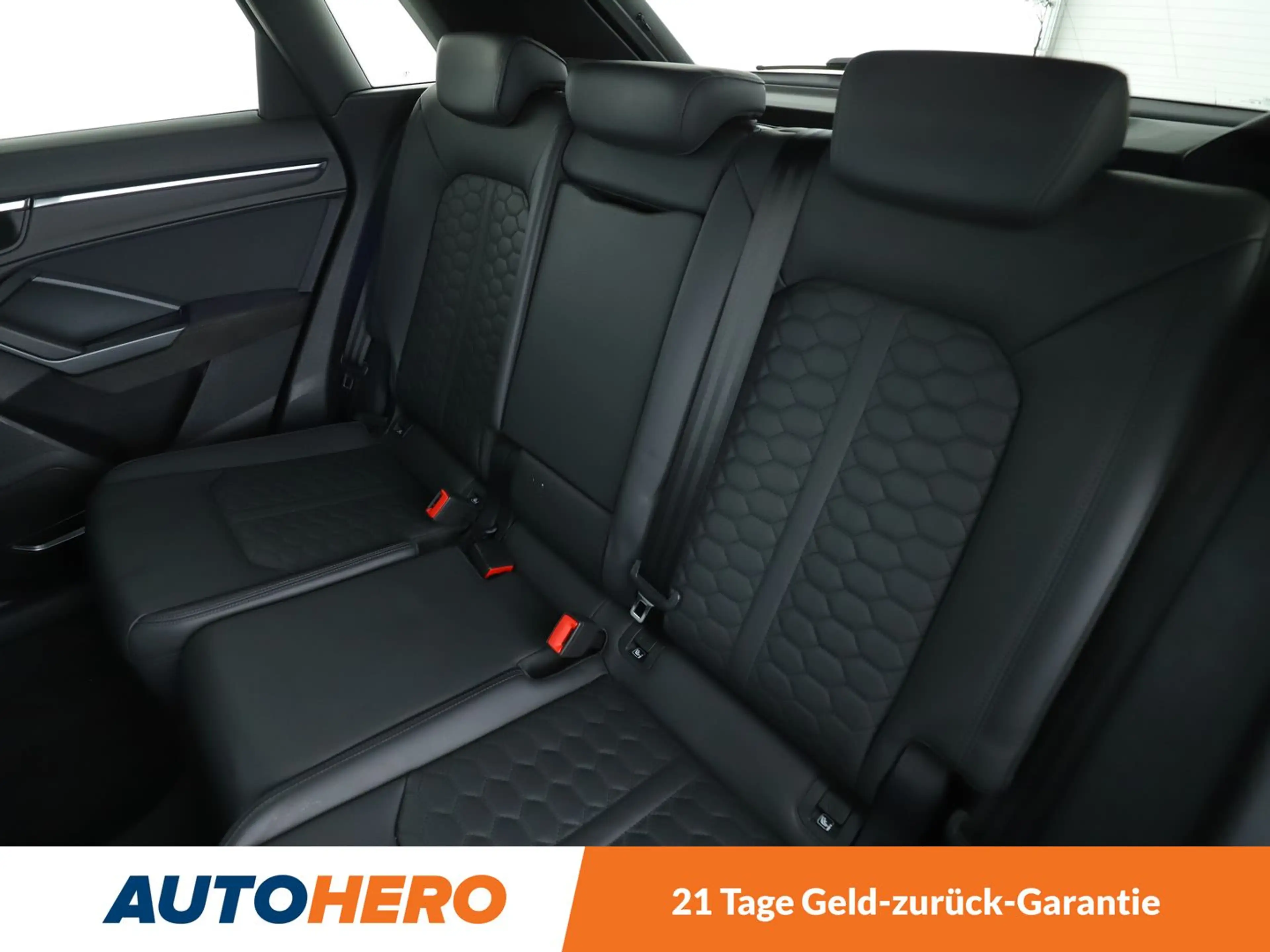 Audi RS Q3 2.5 TFSI quattro Aut. *NAVI*VC*LED*ACC* — photo 14