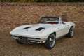 Corvette Stingray C2 Convertible "No. 1987 built" From the first bat Weiß - thumbnail 36