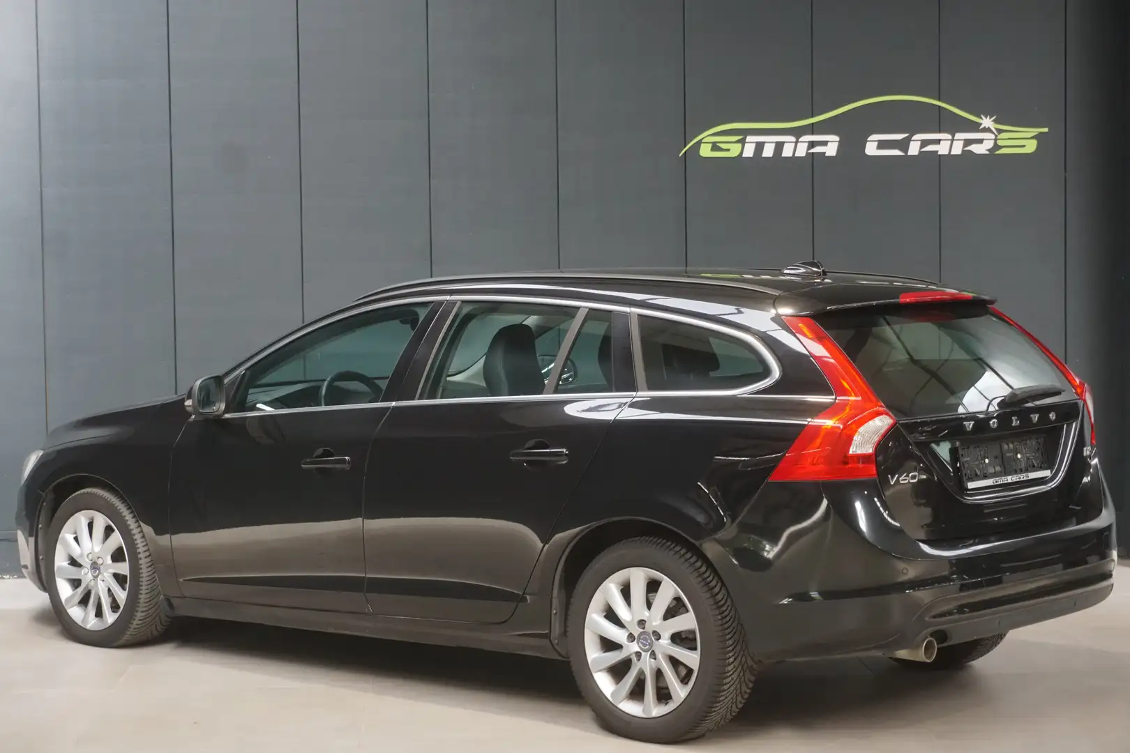 Volvo V60 D2 Automaat Summum-Navi-Leder-PDC-Garantie Noir - 2