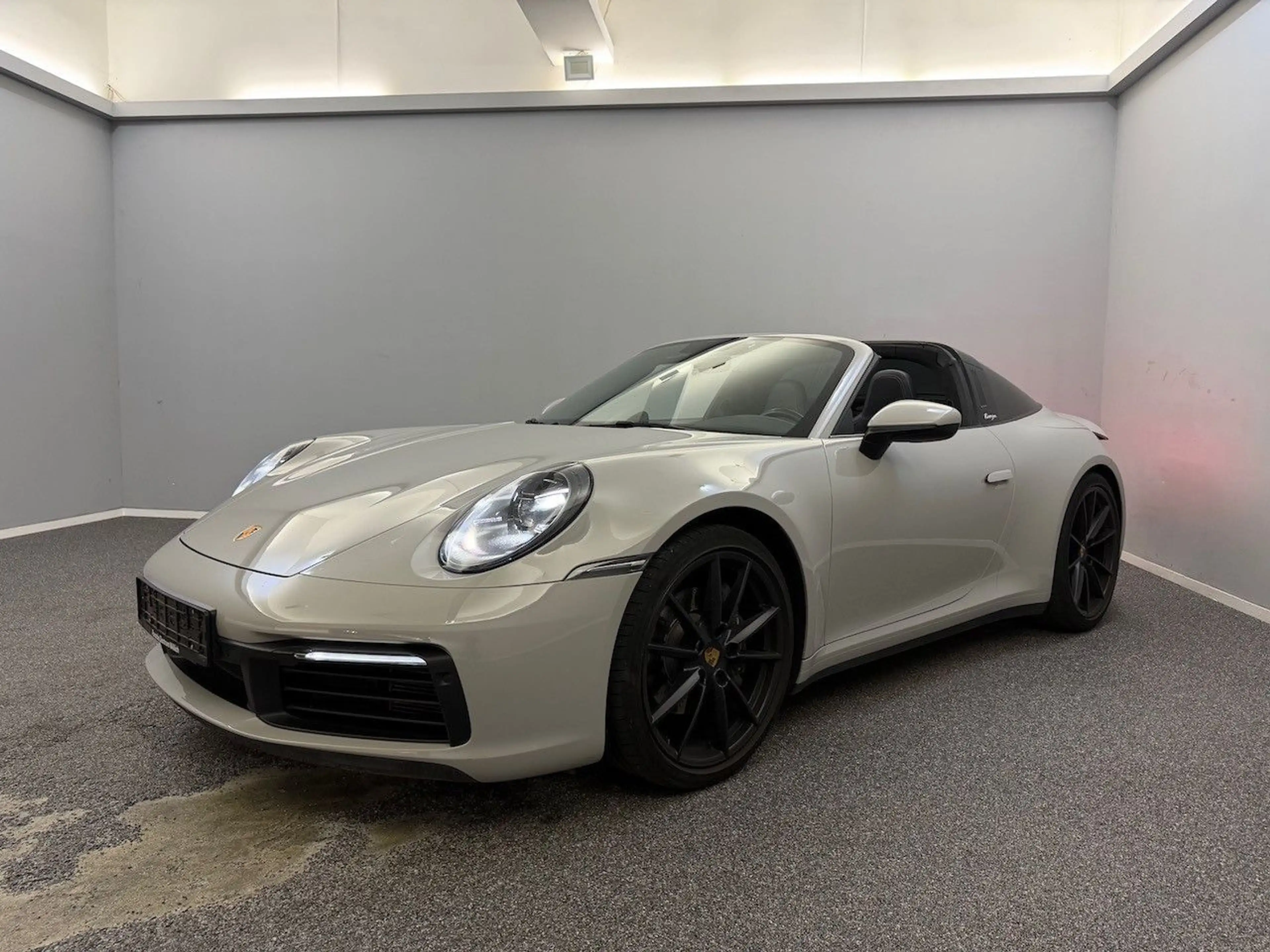 Porsche 992 Targa 4*1.HD*U-FREI*S-HEFT*CHRONO*MEGA-AUSST