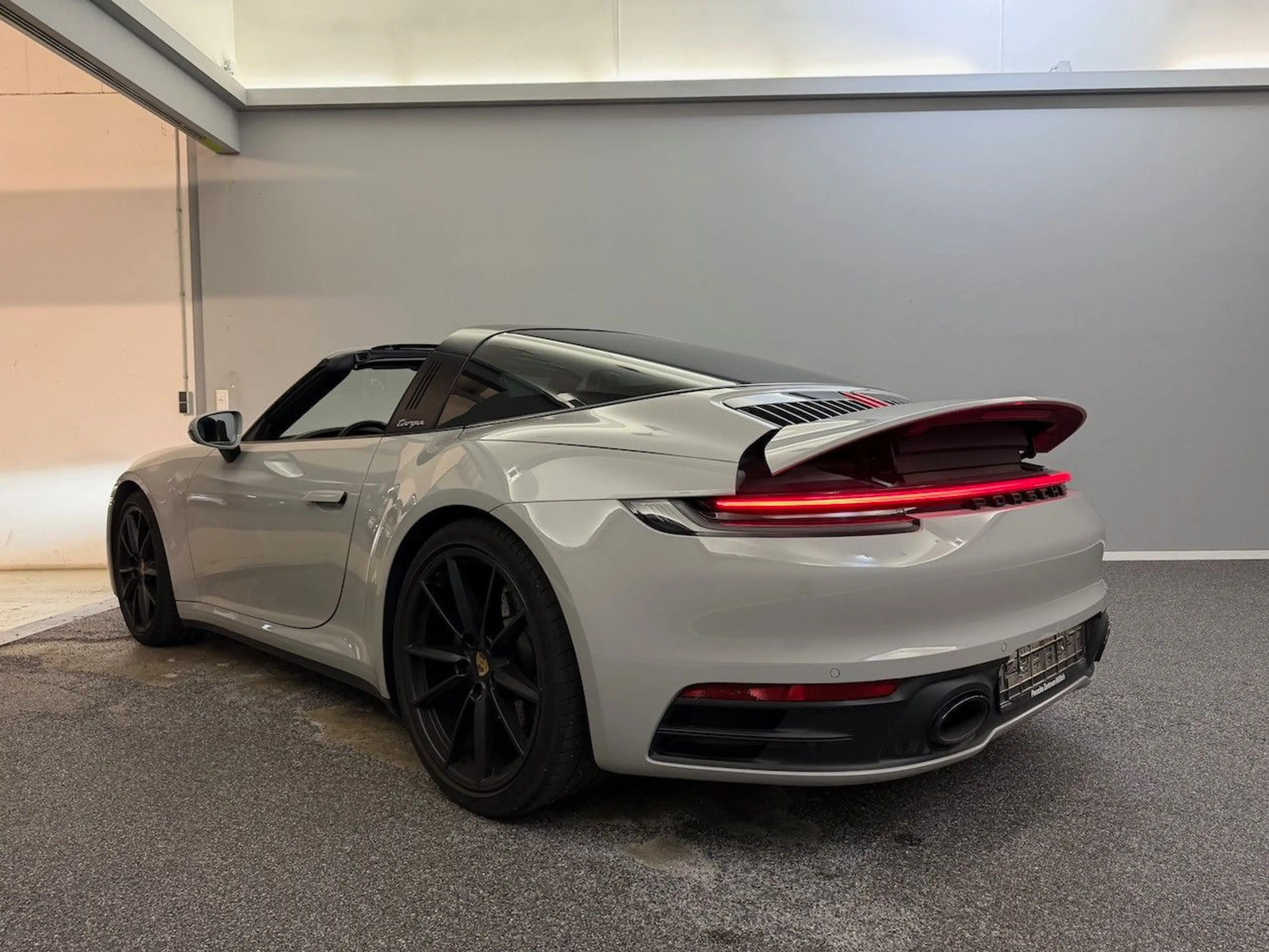 Porsche 992 Targa 4*1.HD*U-FREI*S-HEFT*CHRONO*MEGA-AUSST — photo 6