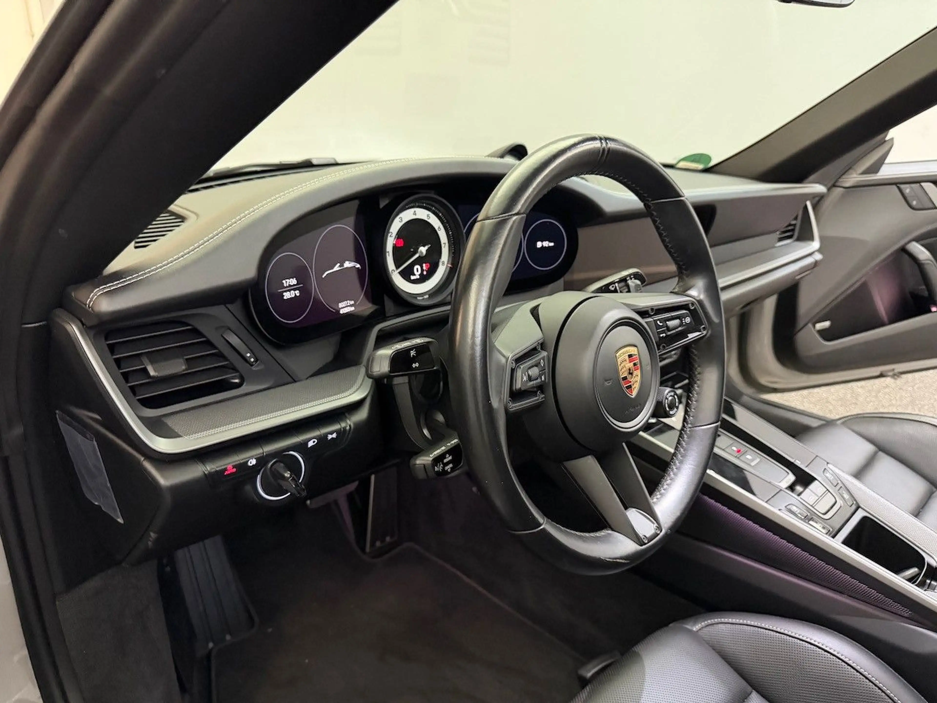 Porsche 992 Targa 4*1.HD*U-FREI*S-HEFT*CHRONO*MEGA-AUSST — photo 12