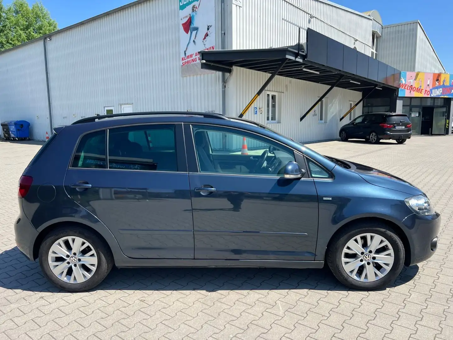 Volkswagen Golf Plus VI Life 2.0 TDI 140 PS Klima + Navi ! Bleu - 1