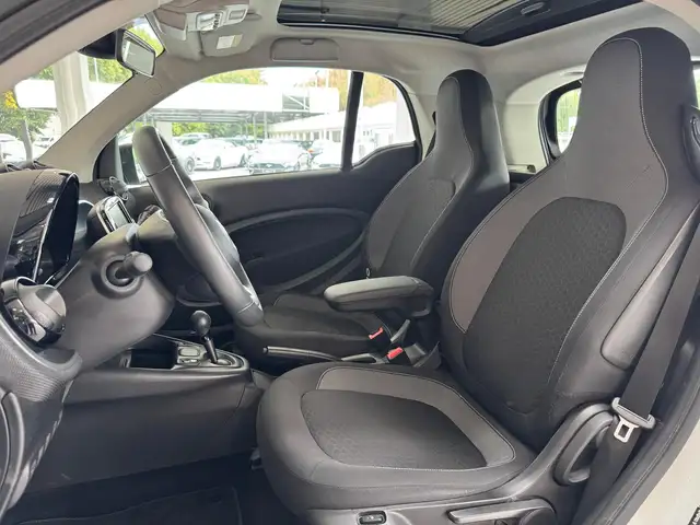 Smart Fortwo view 11