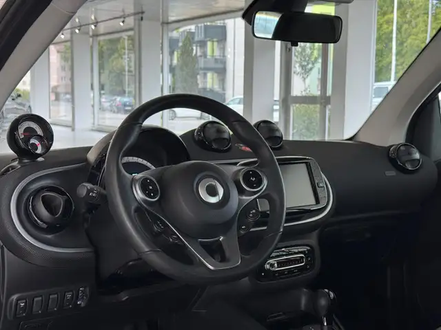 Smart Fortwo view 10