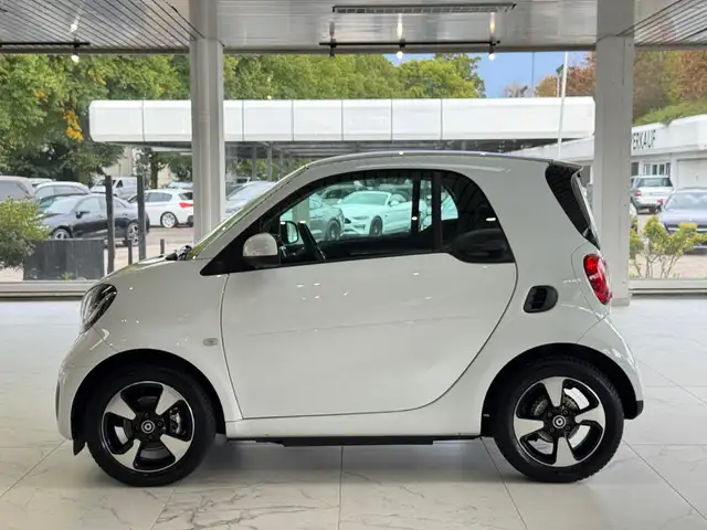 Smart Fortwo view 3