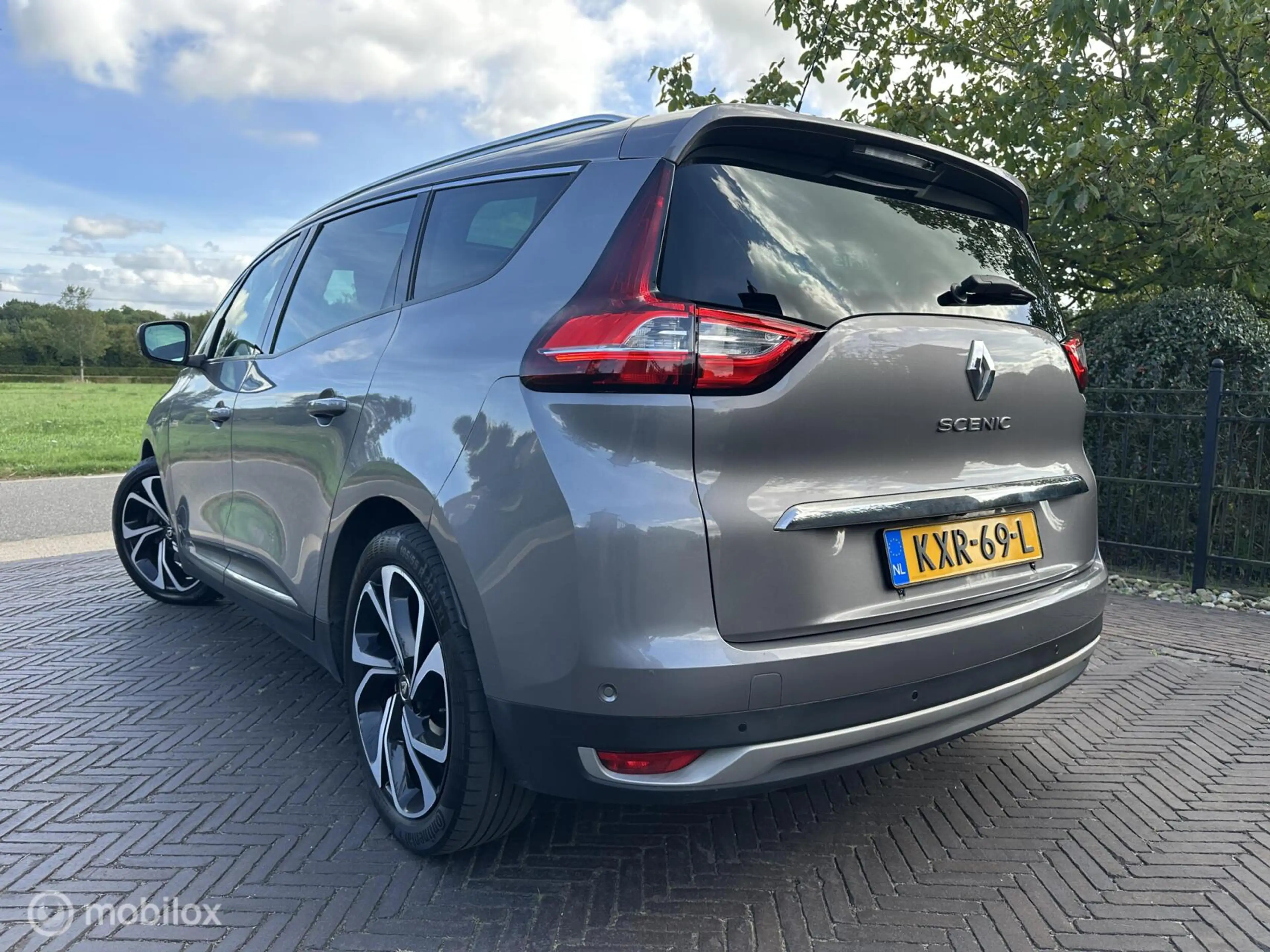 Renault Grand Scenic 1.3 TCe Bose 7p. Massage ACC Pano✅ — photo 13