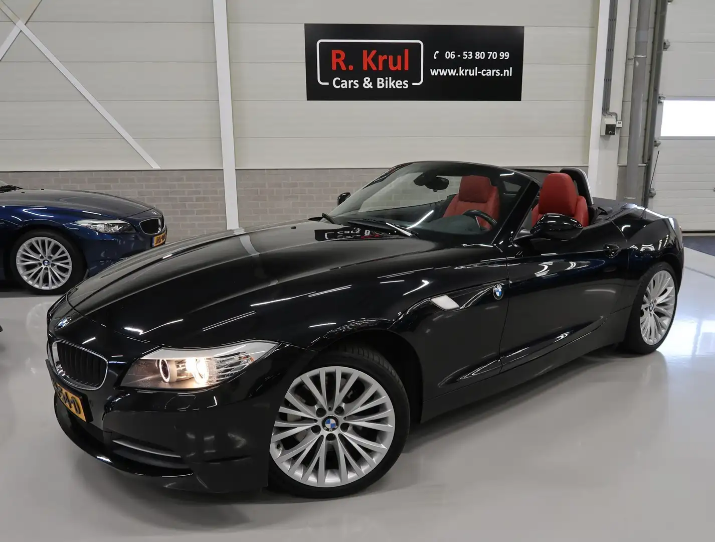 BMW Z4 Roadster sDrive28i Executive 245pk Sportstoelen Le Zwart - 1