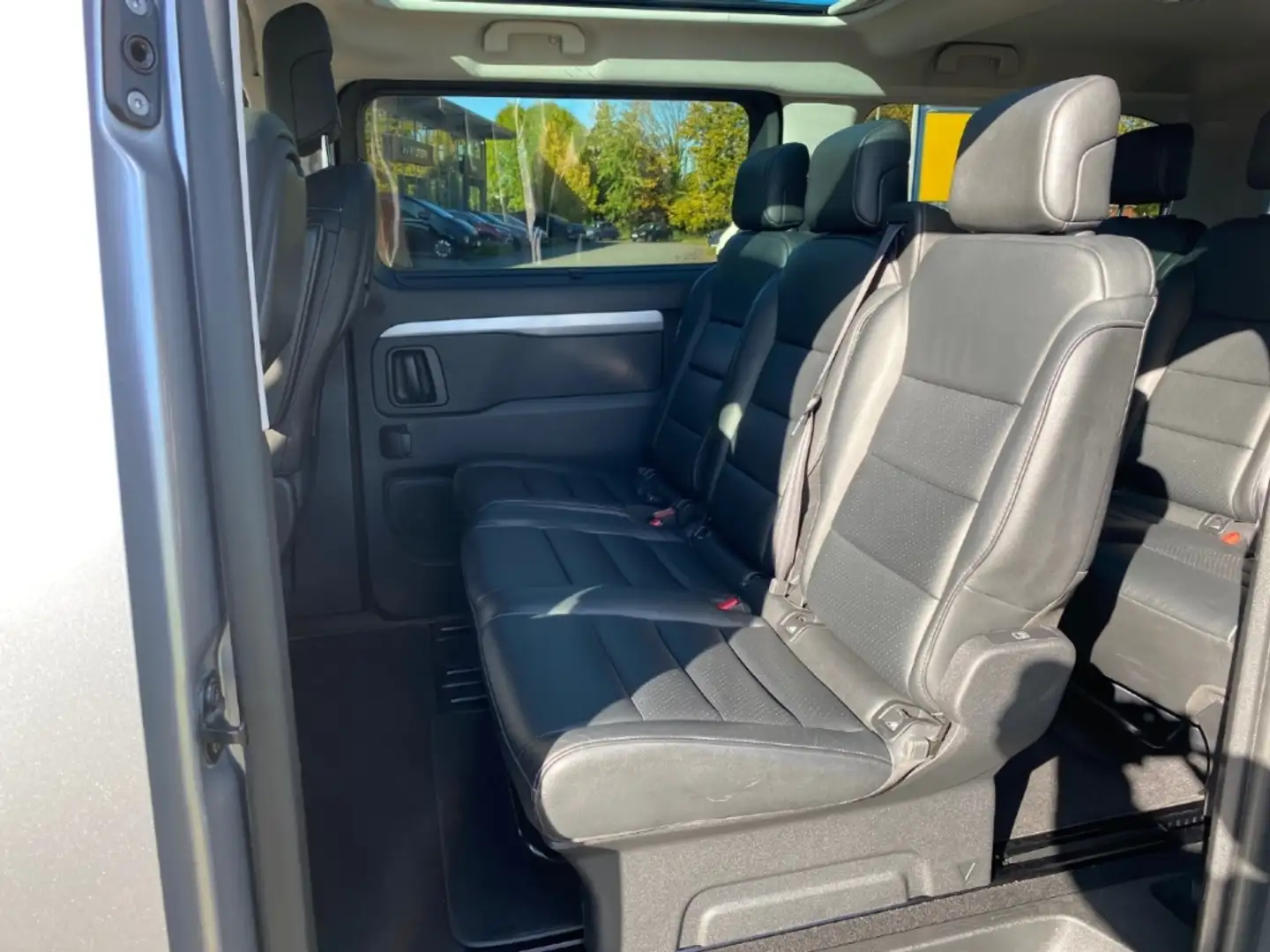 Opel Zafira Life Tourer L3 8-Sitzer Leder Standh HUD Navi Massagesi Gris - 2