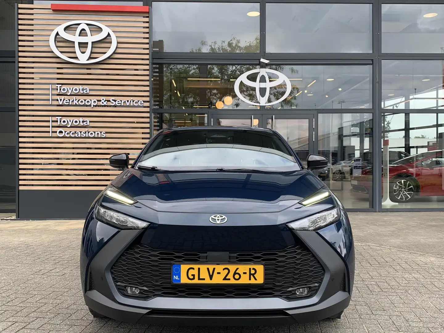 Toyota C-HR 1.8 Hybrid 140 Dynamic Blu/Azzurro - 2