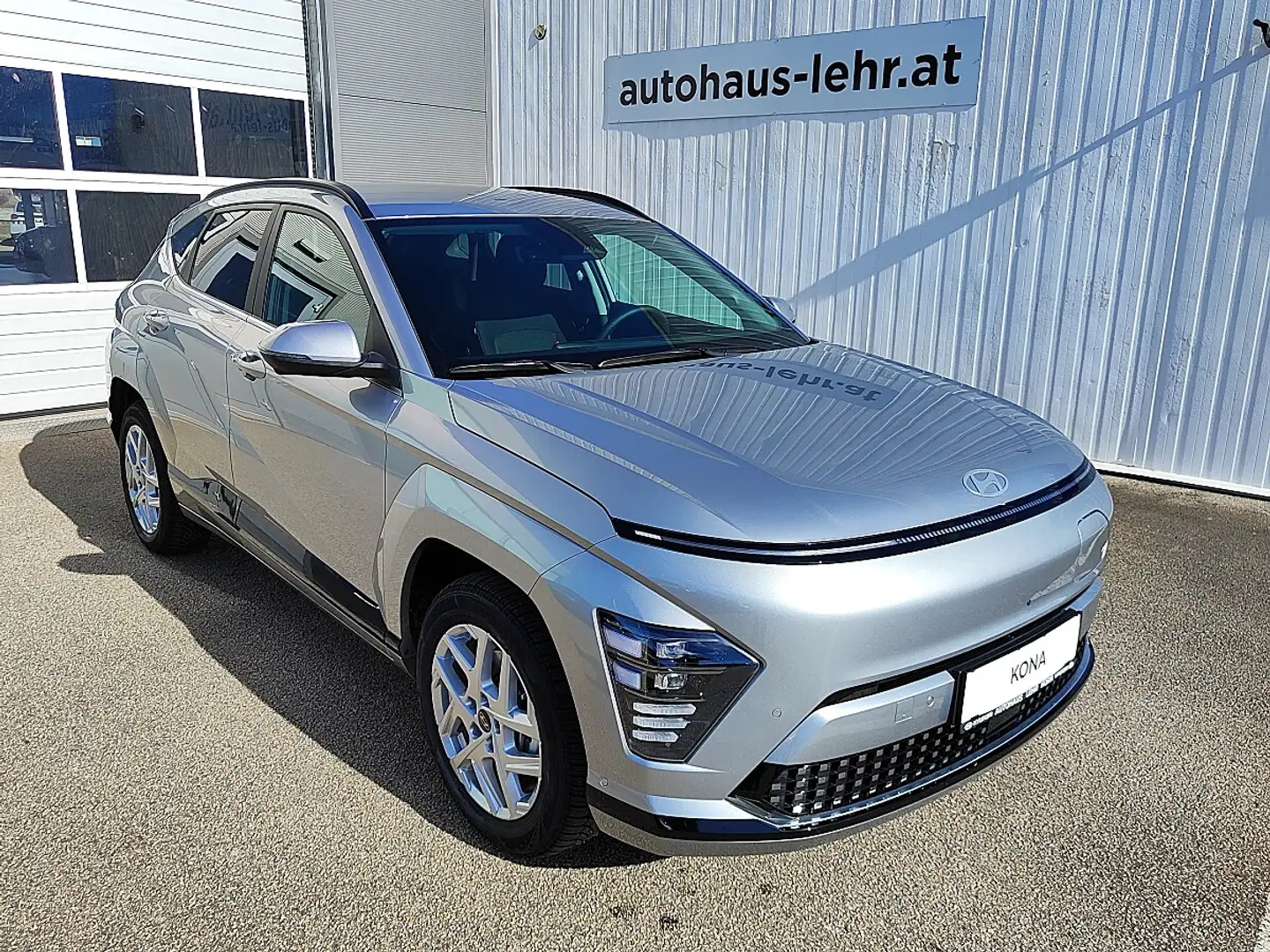 Hyundai KONA Kona Elektro 64,8kWh GO Silber - 2