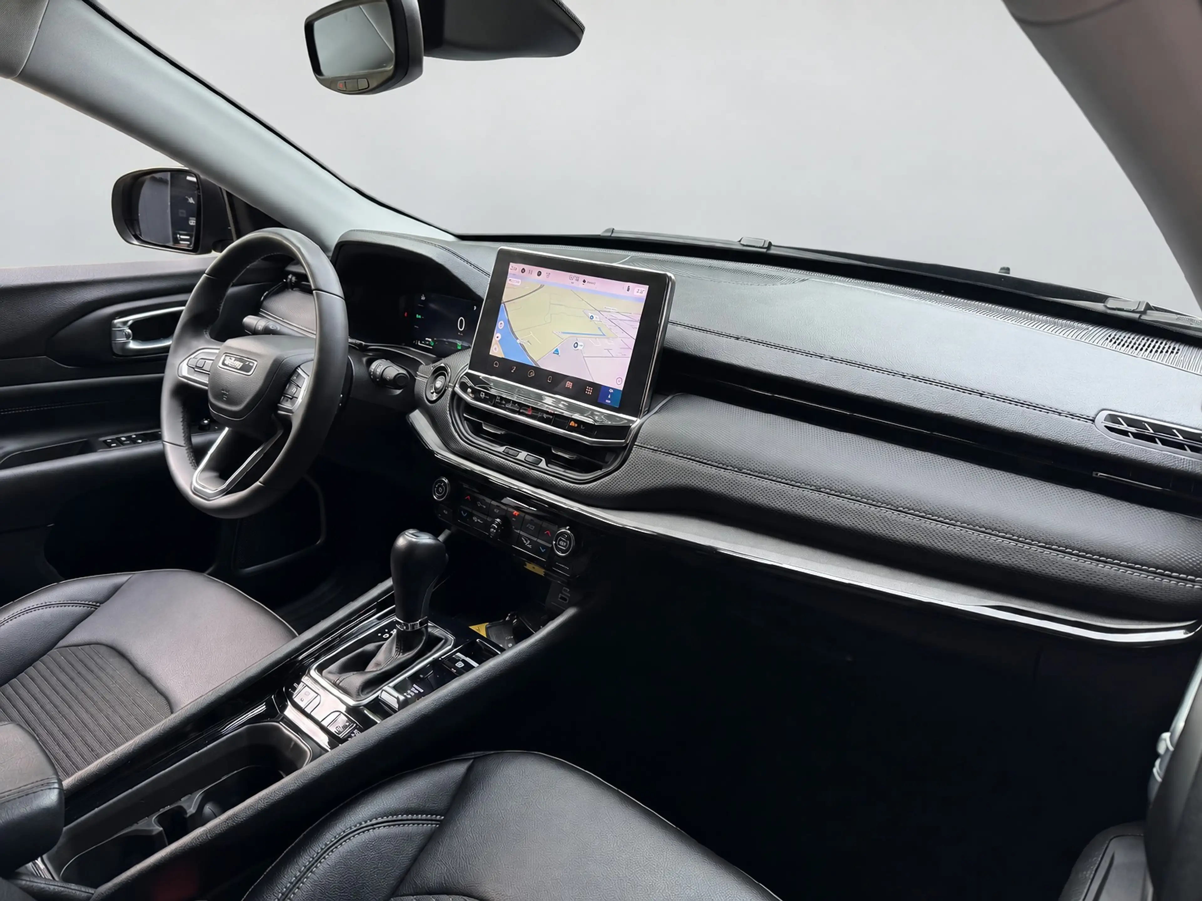 Jeep Compass 4xe 190 Plug-in Hybrid Electric Night Eagle AUT. L — photo 12