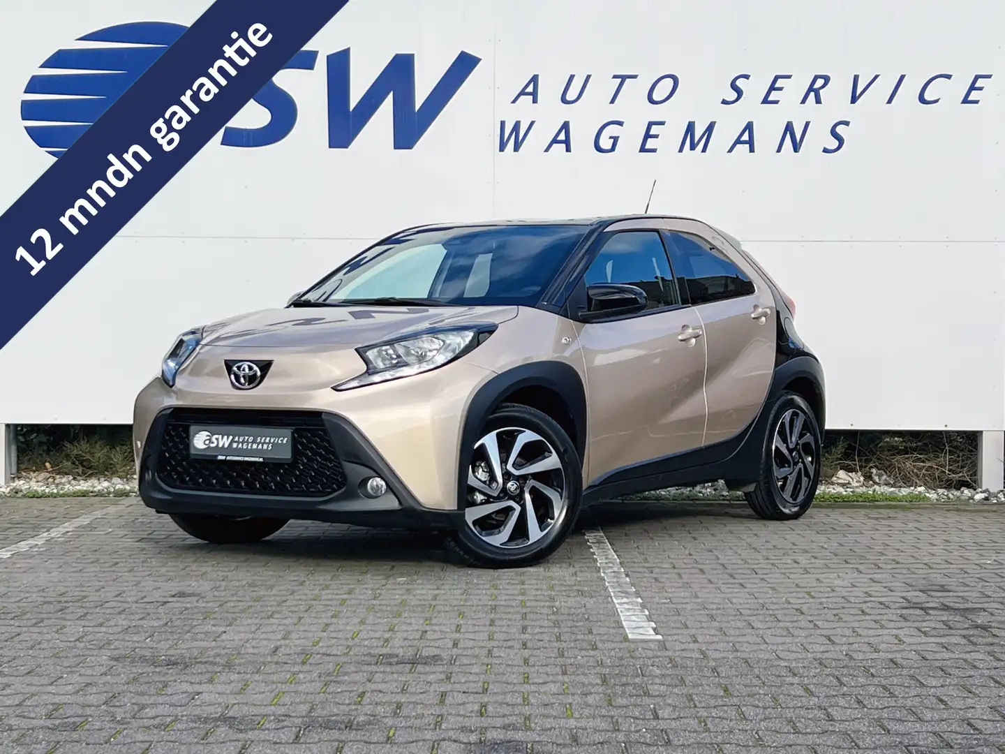 Toyota Aygo X 1.0 VVT-i S-CVT Pulse | Carplay | 17 inch | Stoelv Bruin - 1
