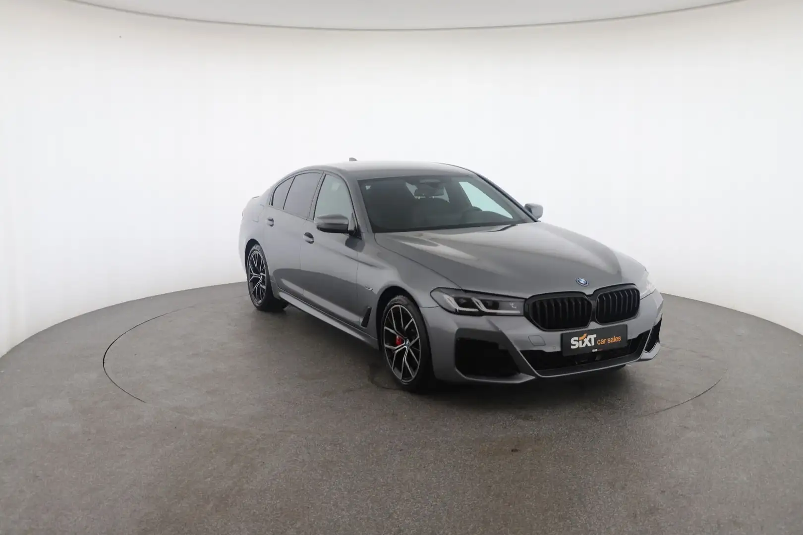 BMW 530 e M Sport Pro|DrAssPro|Headup|ACC 360 3xKlima AUT Grau - 1