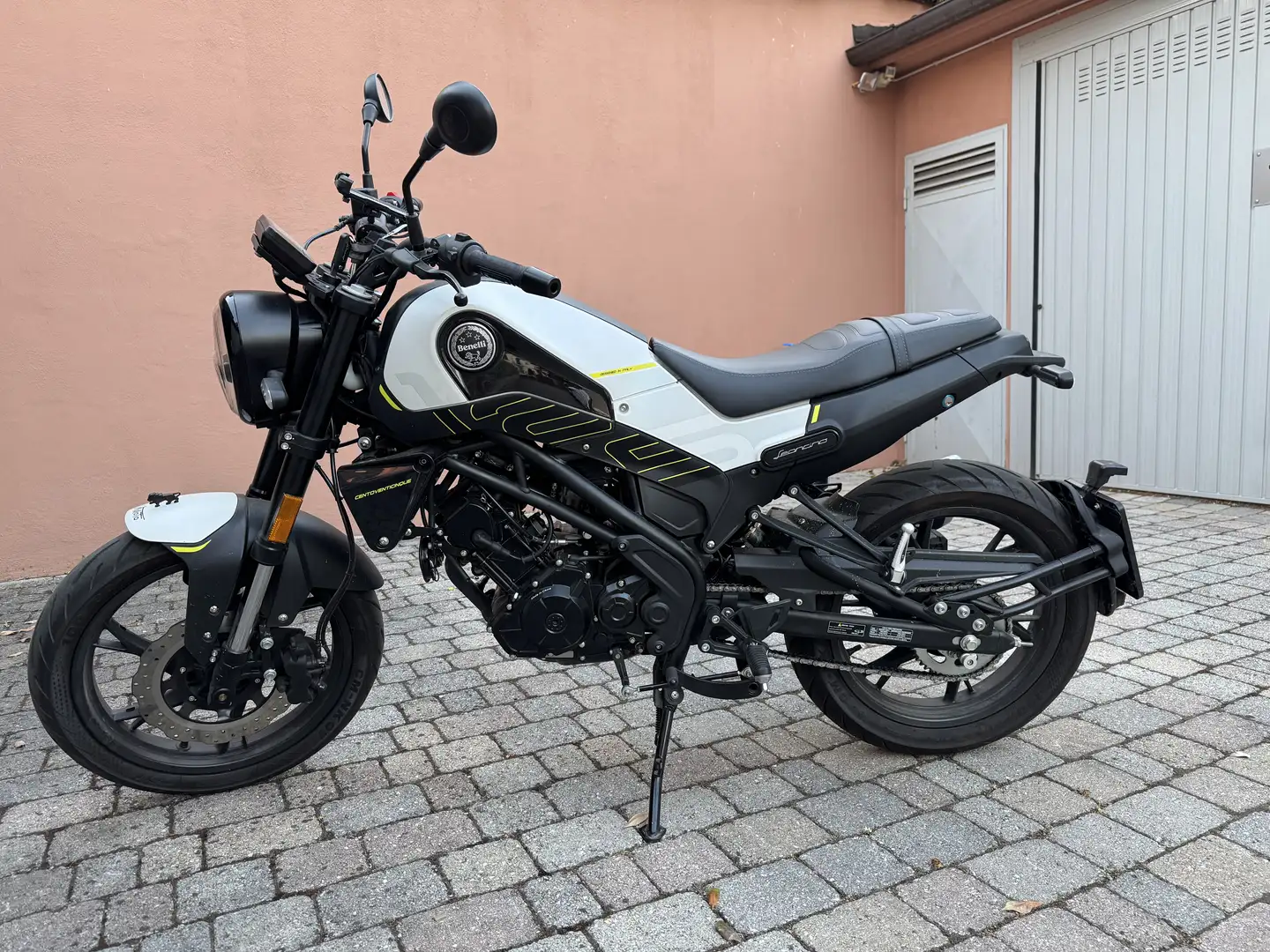 Benelli Leoncino 125 - 1