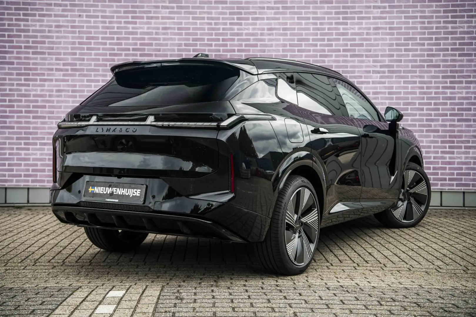 Lynk & Co 08 More | Plug-in Hybrid | 200 km Elektrisch| Elektri Noir - 2