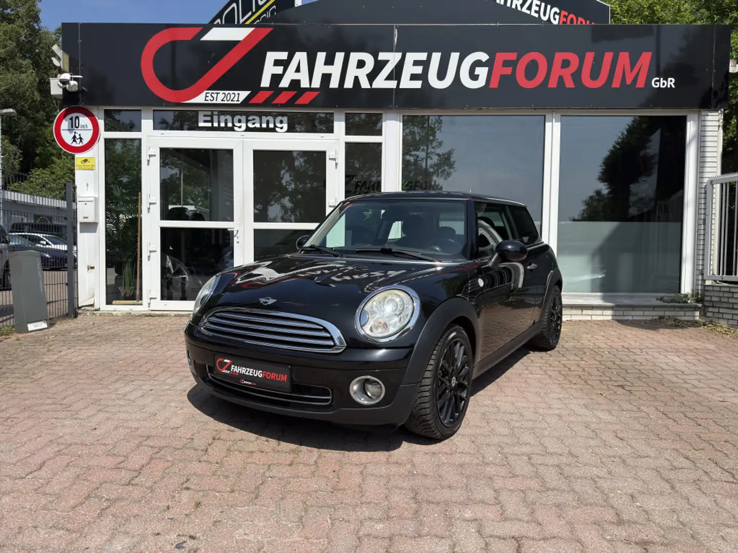 MINI Cooper JCW Felgen*Pano*Bi-Xenon Schwarz - 2