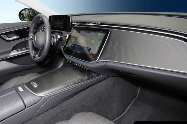 Mercedes-Benz E view 7