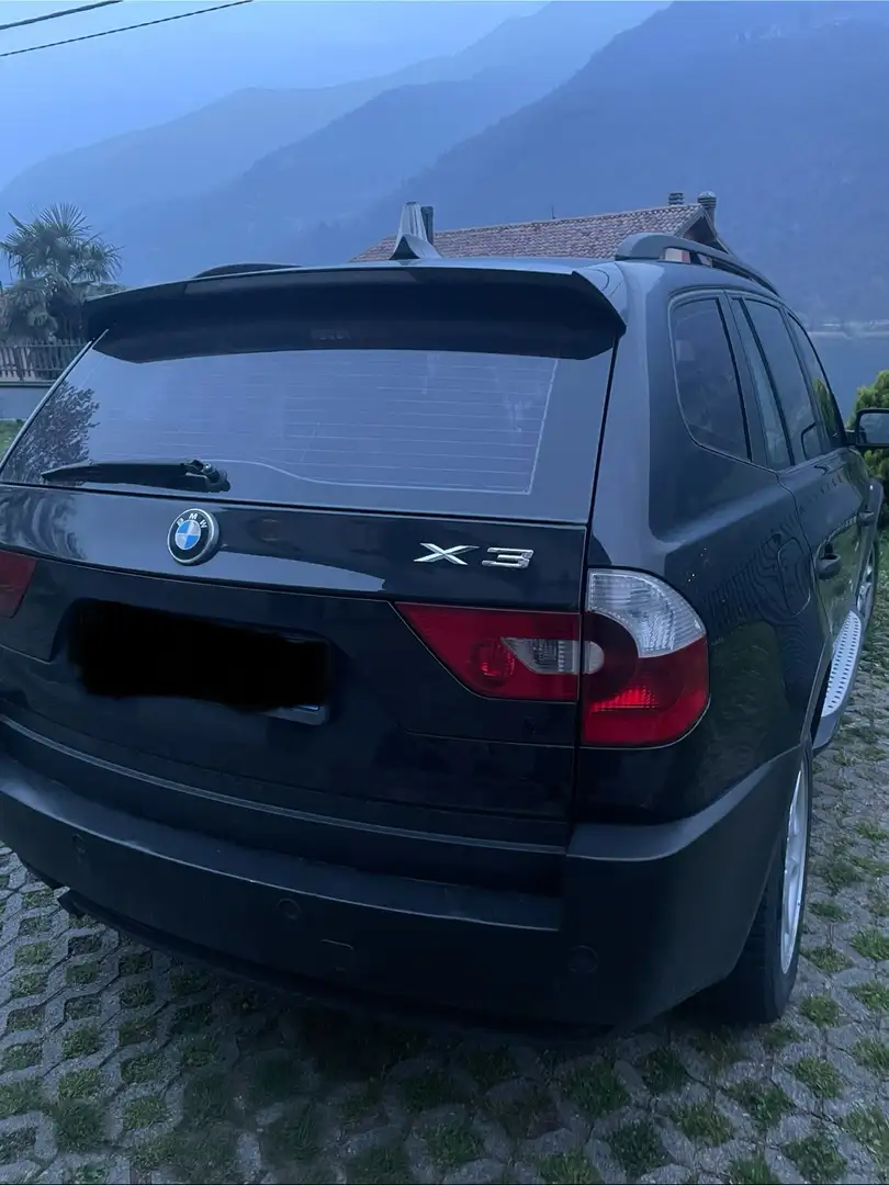 BMW X3 2.0d Nero - 2