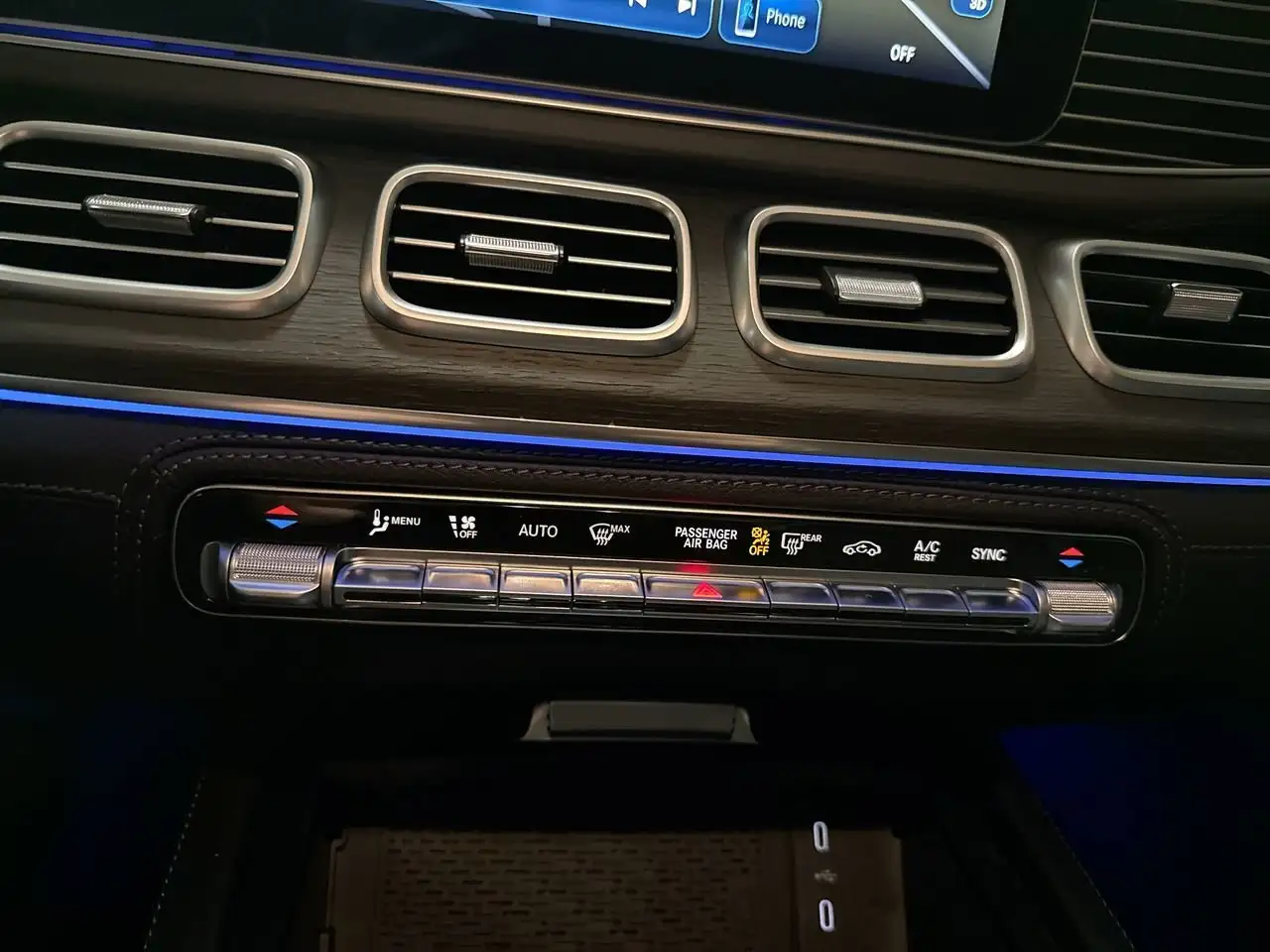 Mercedes-Benz GLE снимка Mercedes-Benz GLE