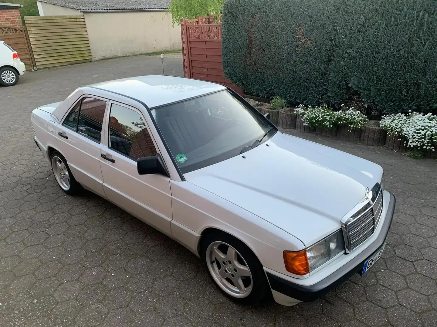 Mercedes-Benz 190 E 1.8 - 1