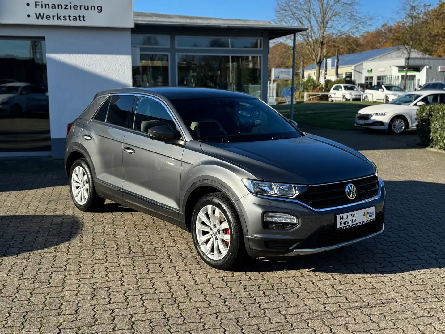 Volkswagen T-Roc 1.5 TSI Sport Navi Standheizung ACC Grau - 1
