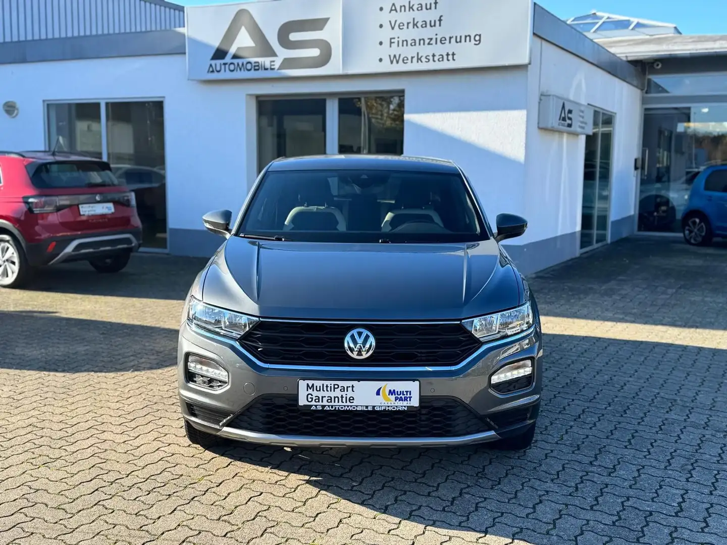 Volkswagen T-Roc 1.5 TSI Sport Navi Standheizung ACC Grau - 2