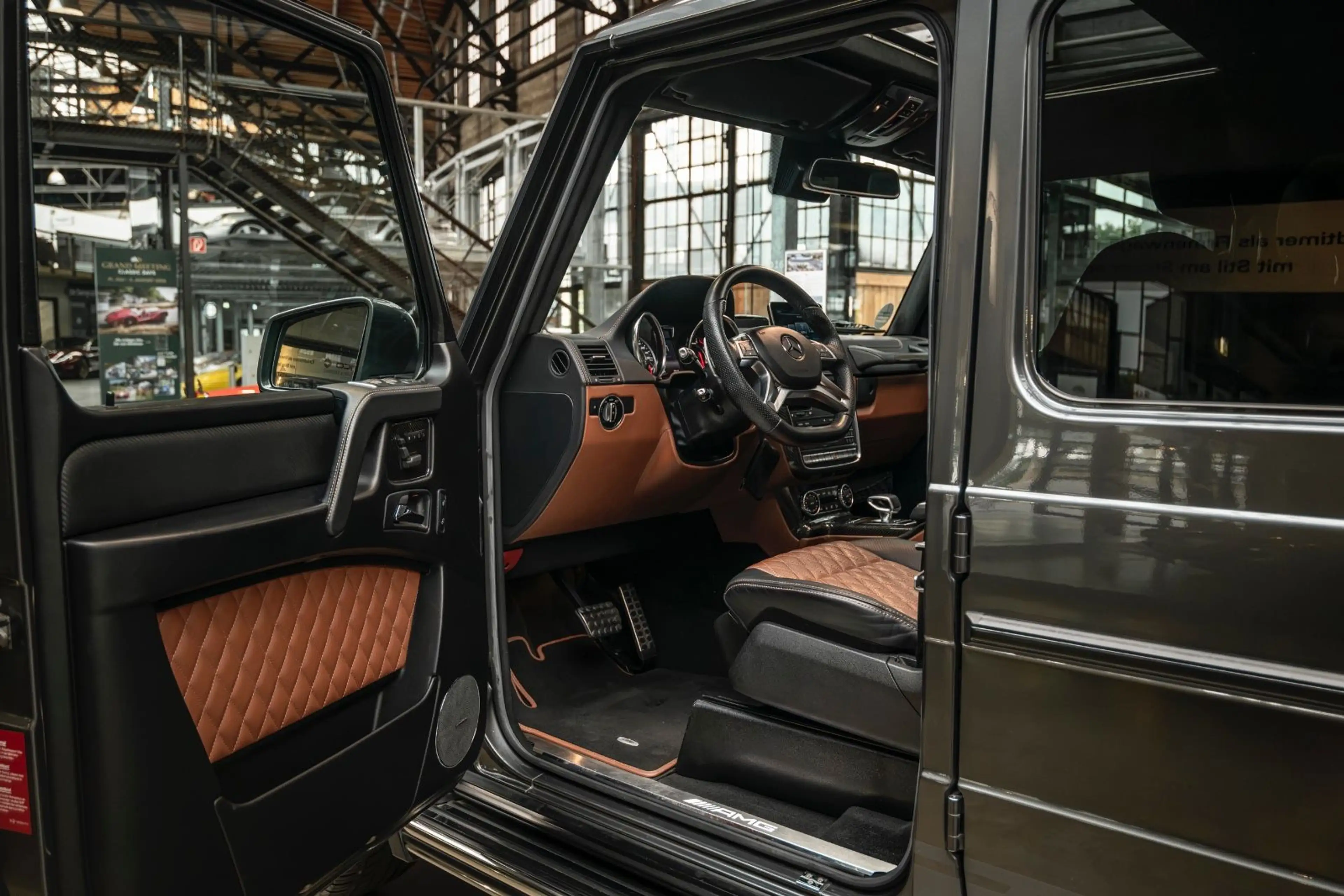 Mercedes-Benz G 63 AMG G63 Edition 463 - Exklusiv - Designo - CarPlay — photo 20