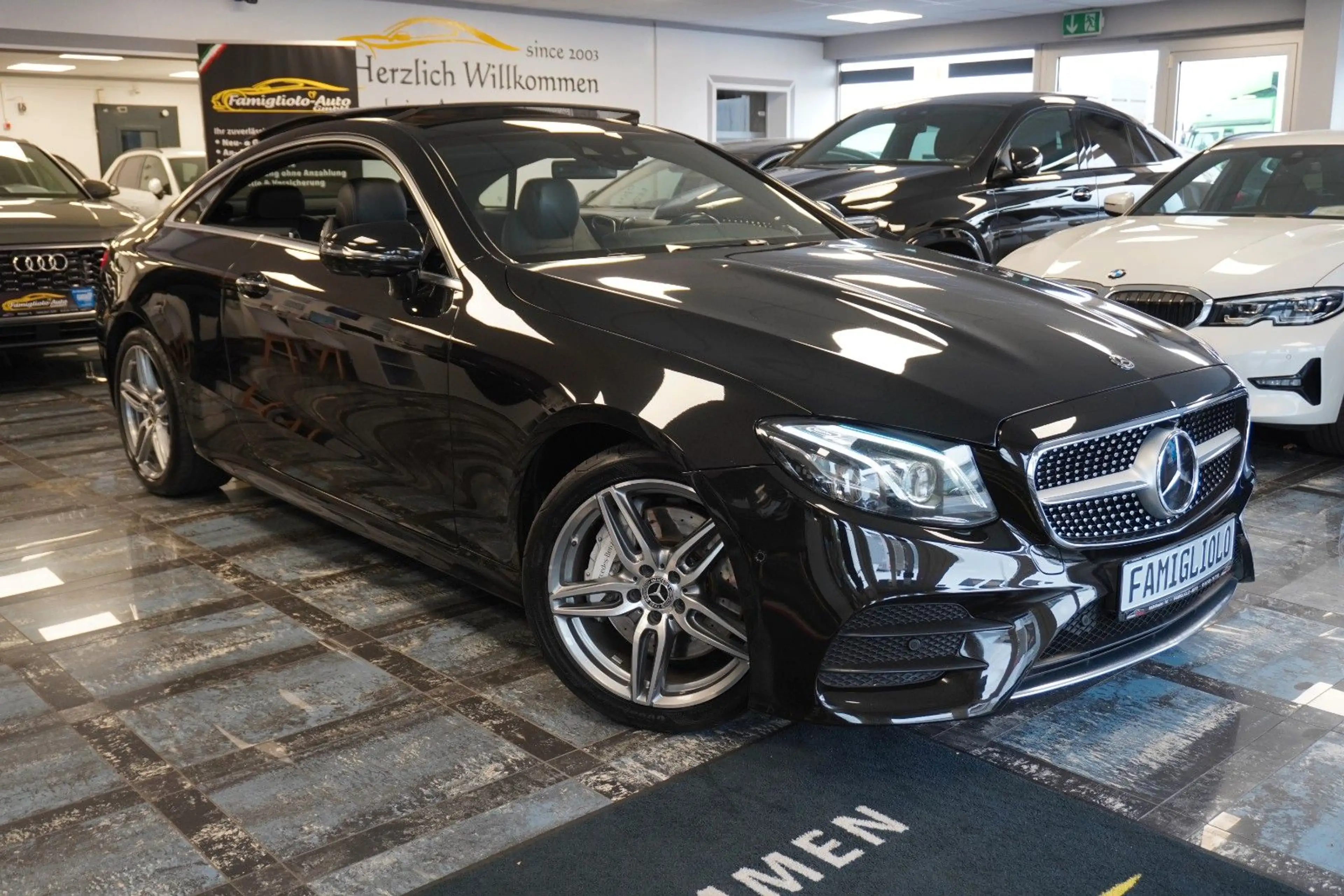 Mercedes-Benz E 400 Coupe 4Matic/Panoramadach/LED Schein/Leder — photo 3